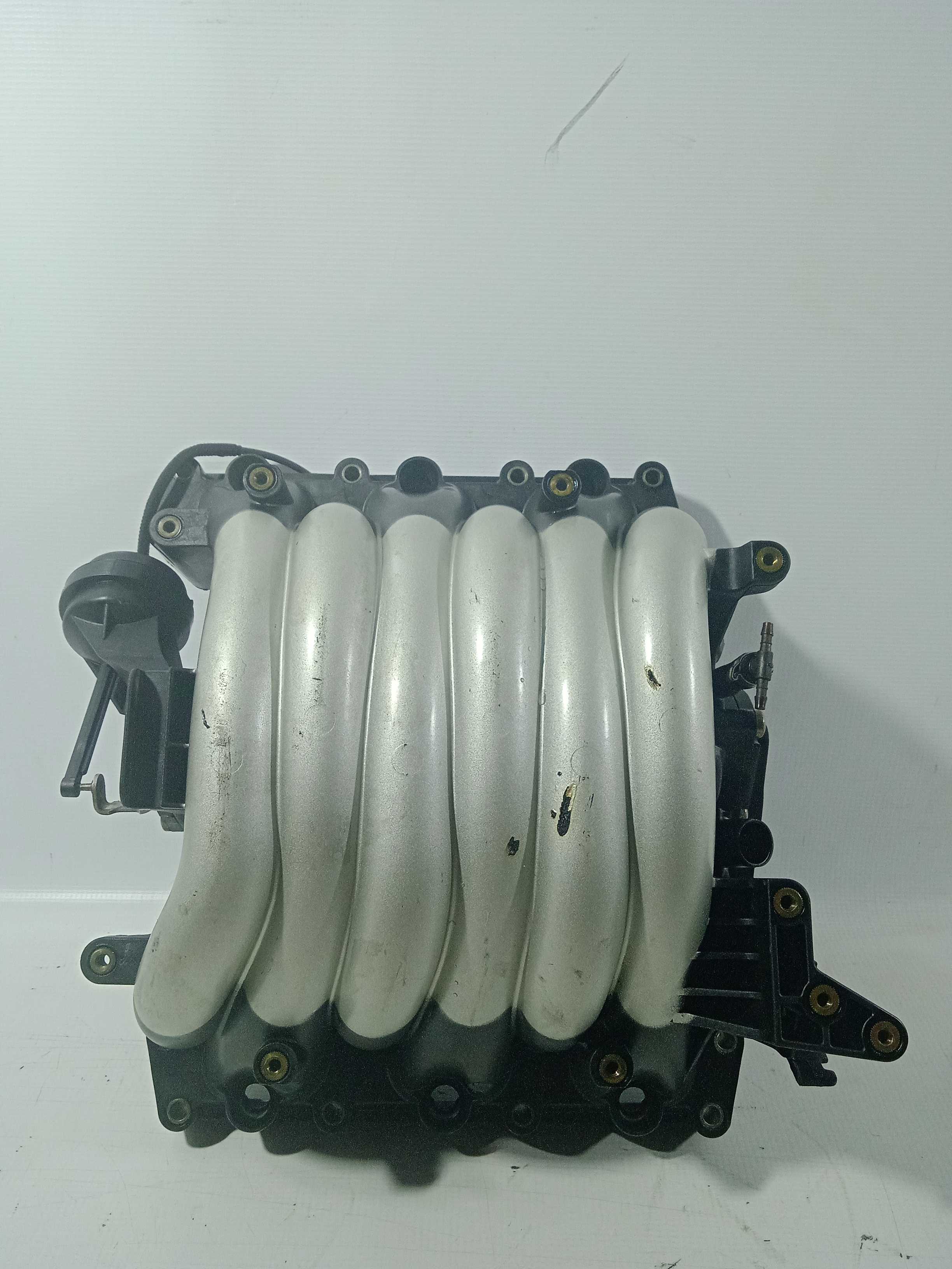 Coletor De Admissão Audi A4 2.4 V6 1999