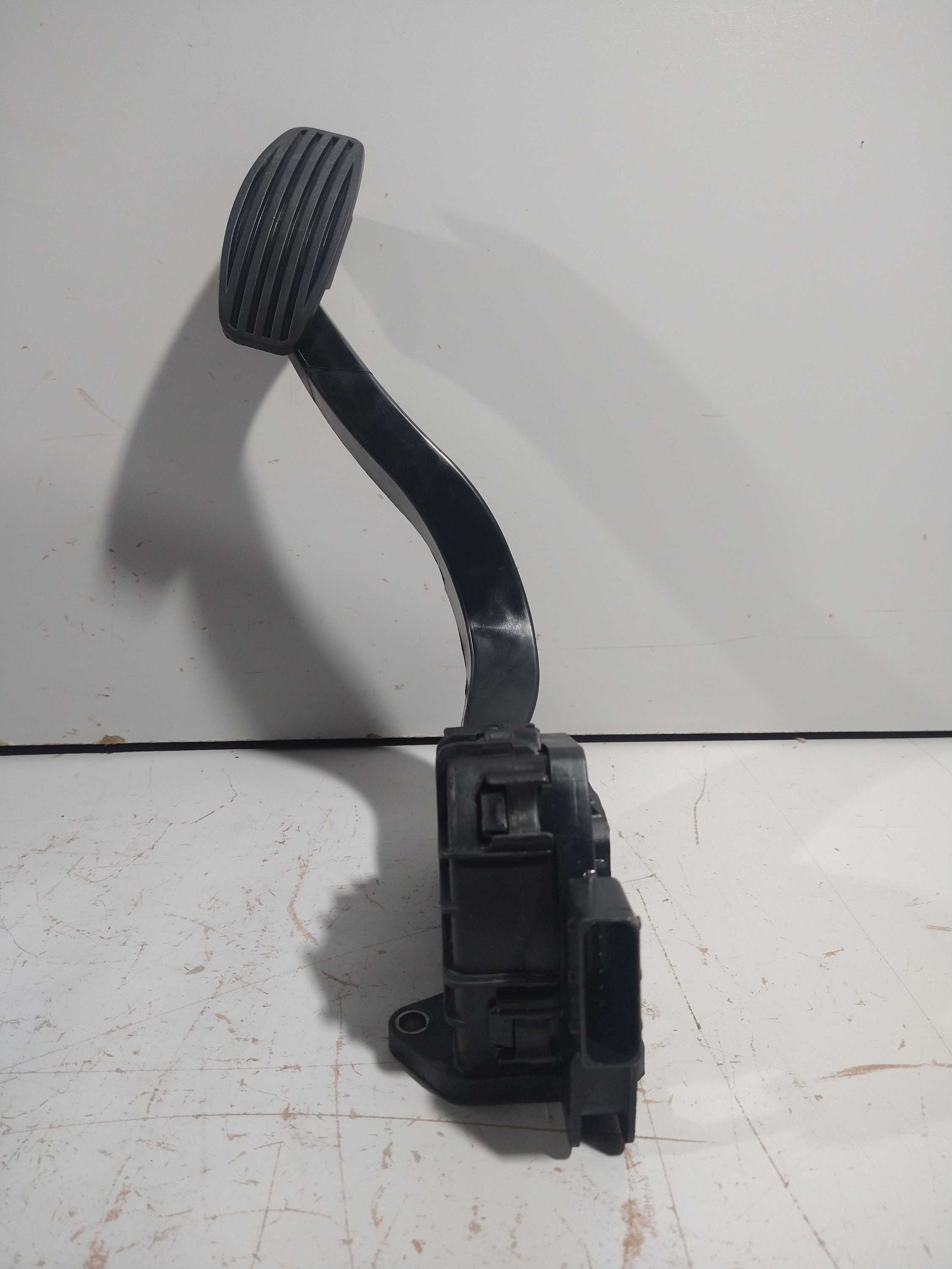 Pedal Acelerador Uno Vivace/palio/siena/fiorino/mobi 1.0 1.4