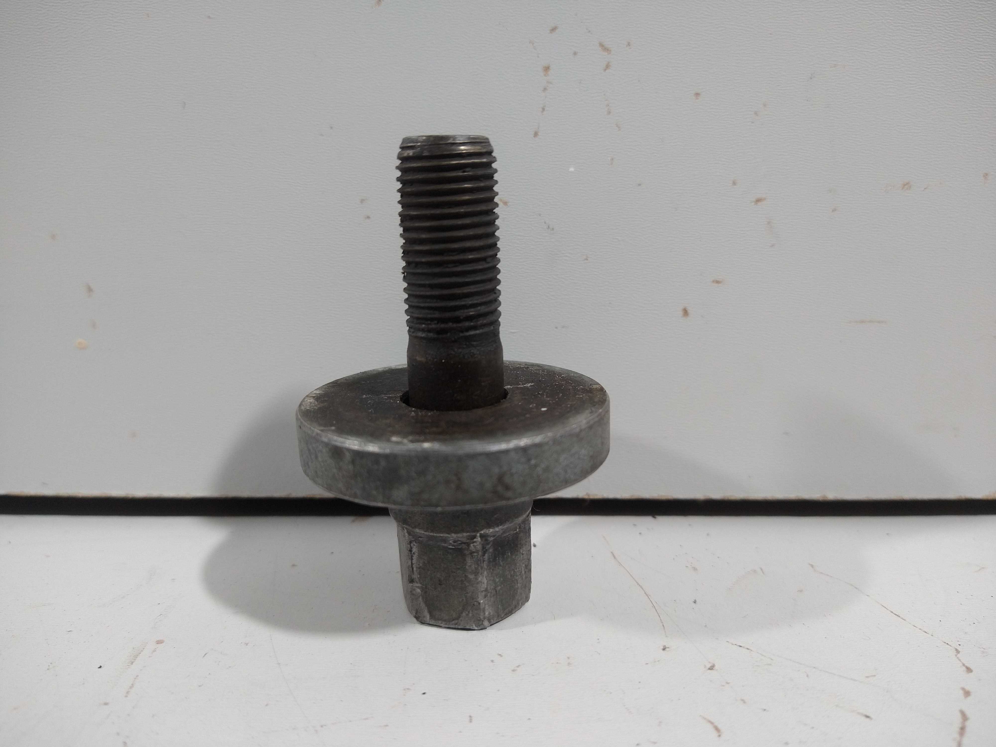 Parafuso Do Virabrequim Hyundai H100 1997 Usado 2