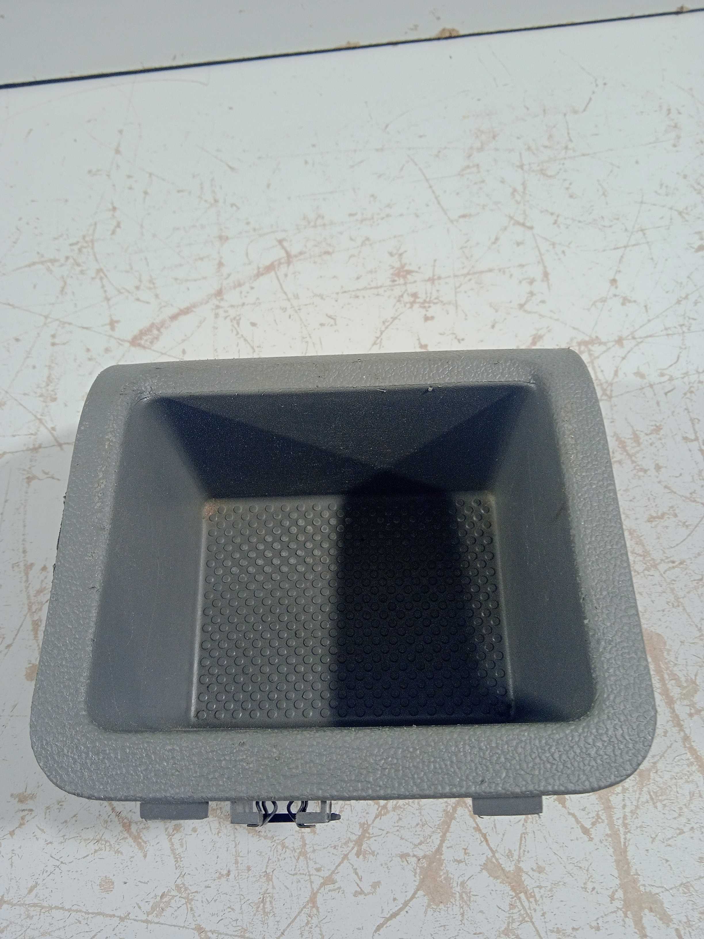 Porta Objetos Console Vw Polo Msi 2014 Usado Original 3