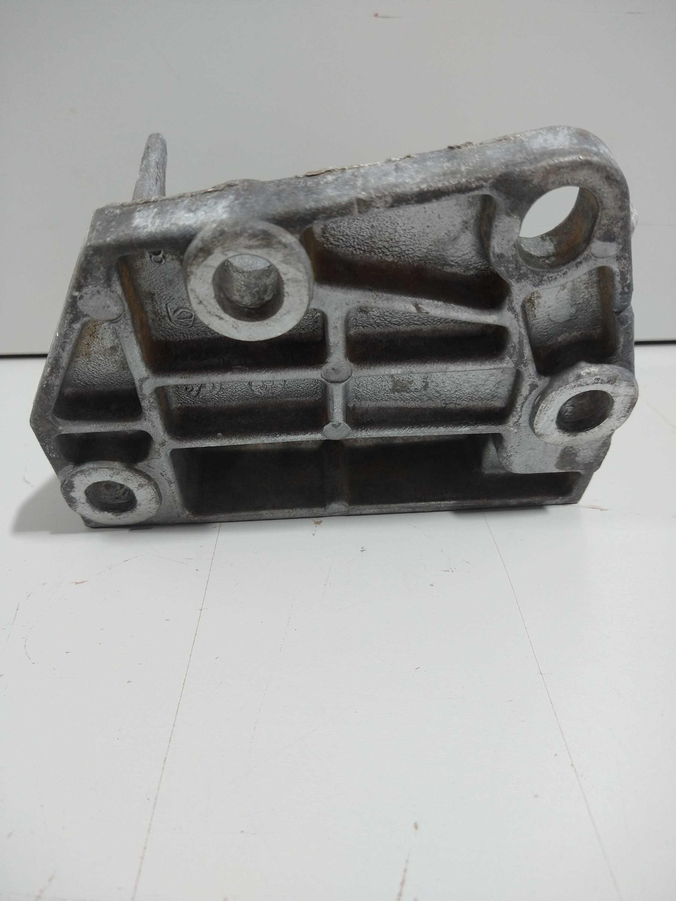 Suporte Coxim Superior Motor Ford Fiesta 97 1.0 Usado 5