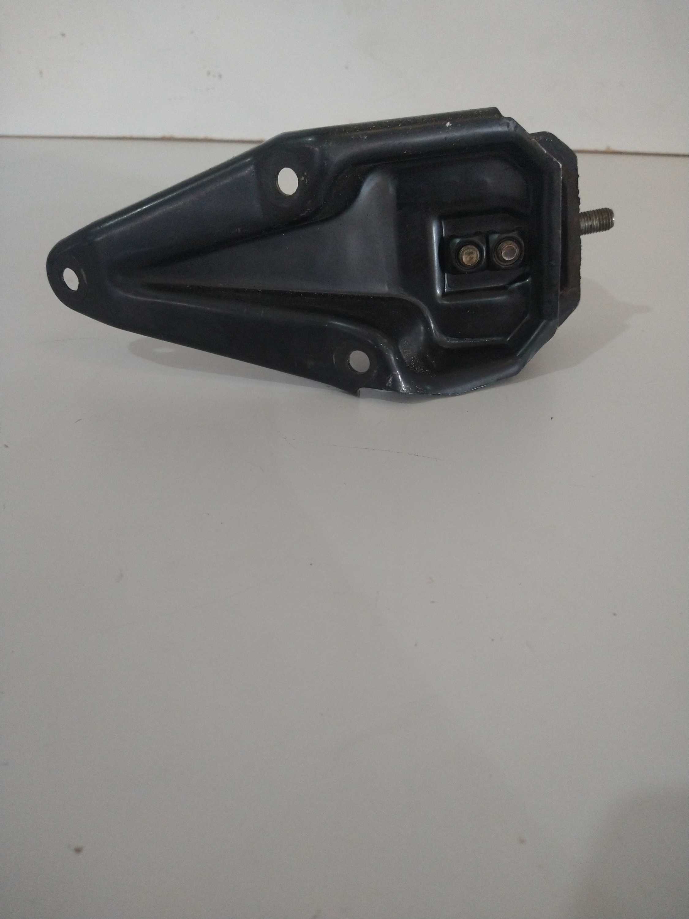 Suporte Do Coxim Do Motor 1.0 8v Gol Bola 1997 Usado L/d 4