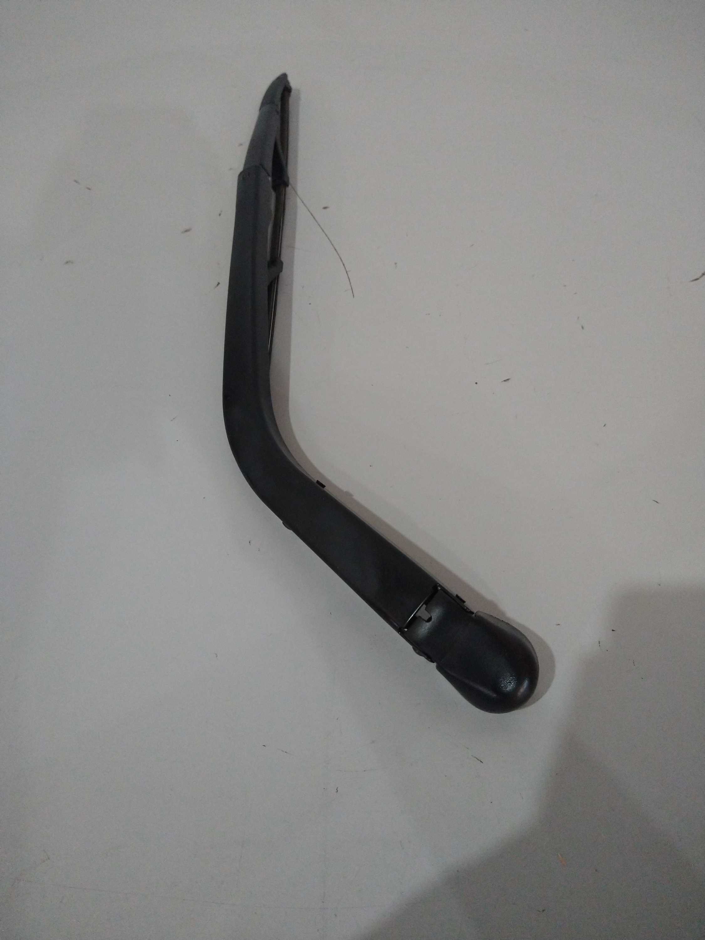 Braço Do Limpador Traseiro Pajero Tr4 Usado Original 4