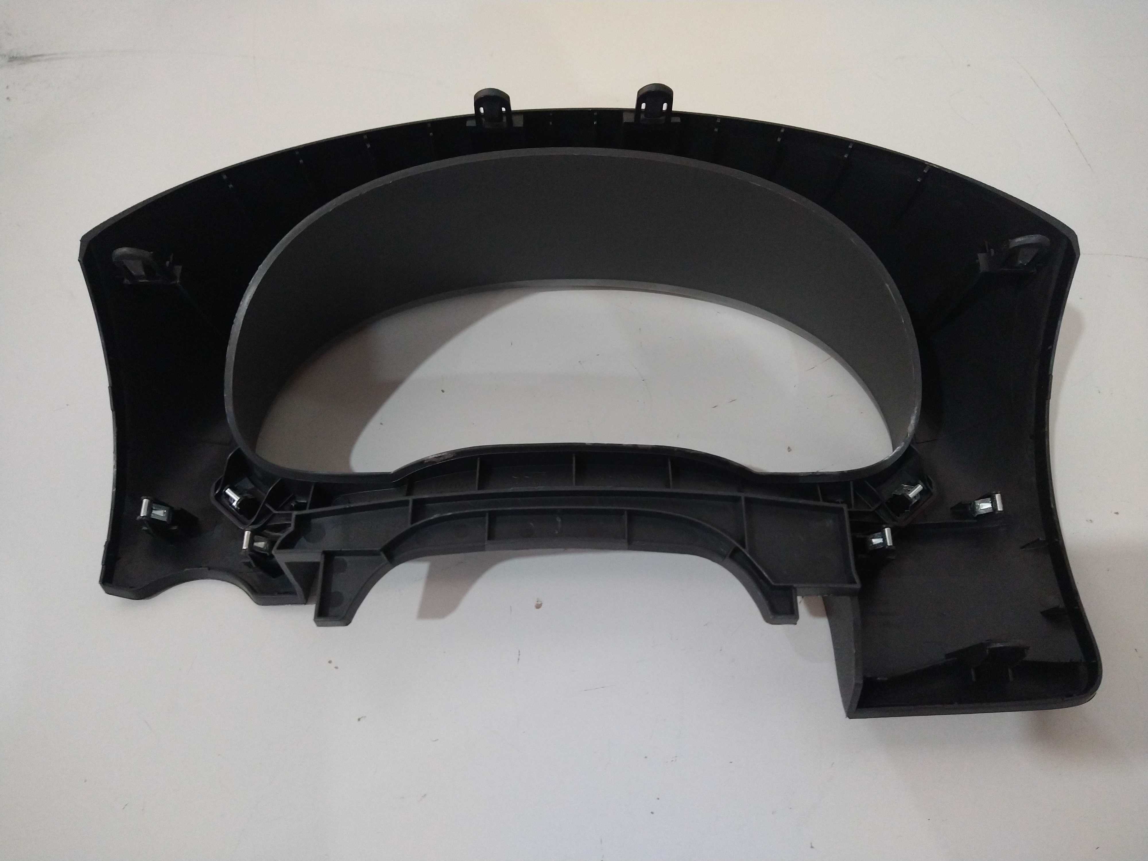 Moldura Acabamento Velocímetro March 2014 Usado Original 4