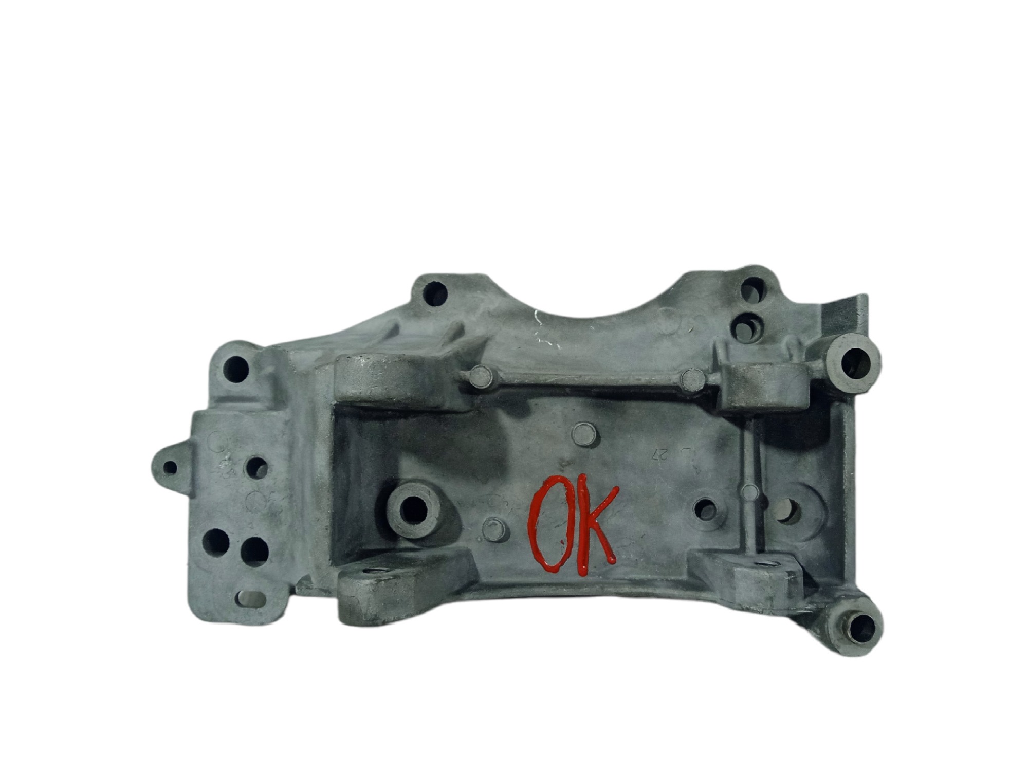 Suporte Do Alternador Citroen C4 2.0 2013