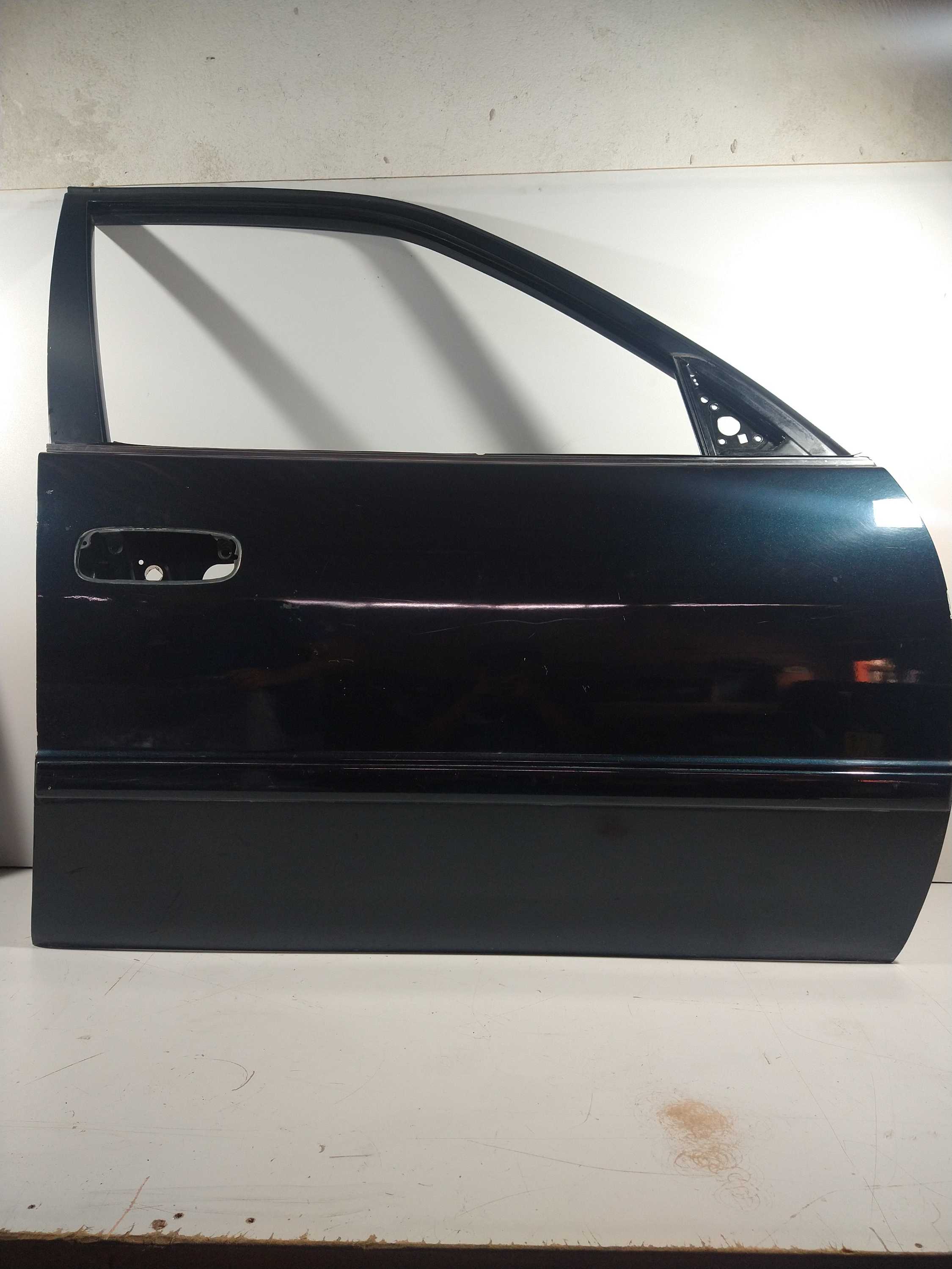 Porta Dianteira Direita Toyota Corolla Xei 99 Usado Original Dianteira Direita Verde-escuro 10