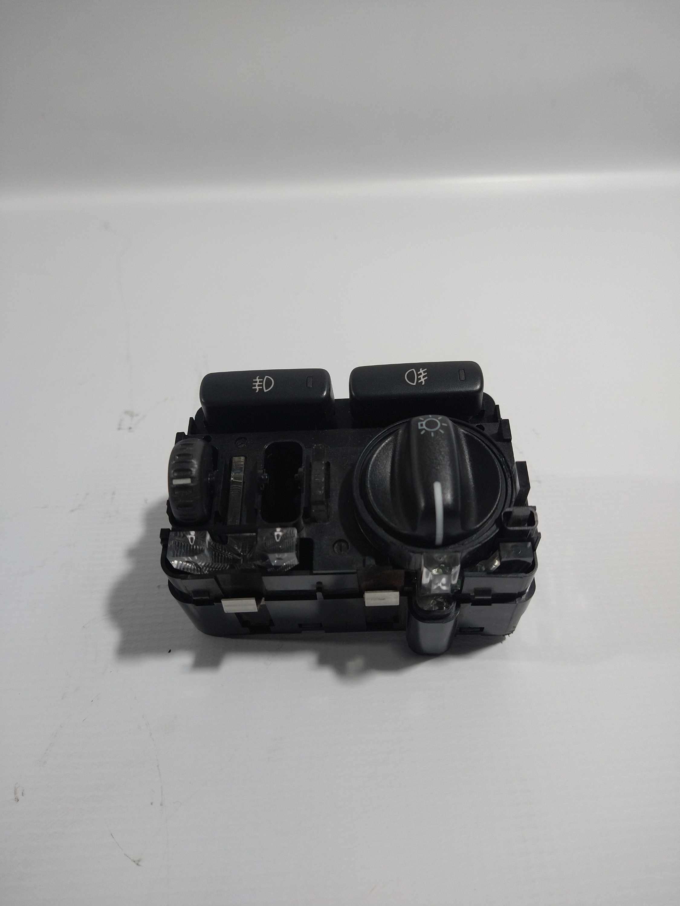 Botão De Farol Volvo Xc90 2010 3.2 Usado Original 4