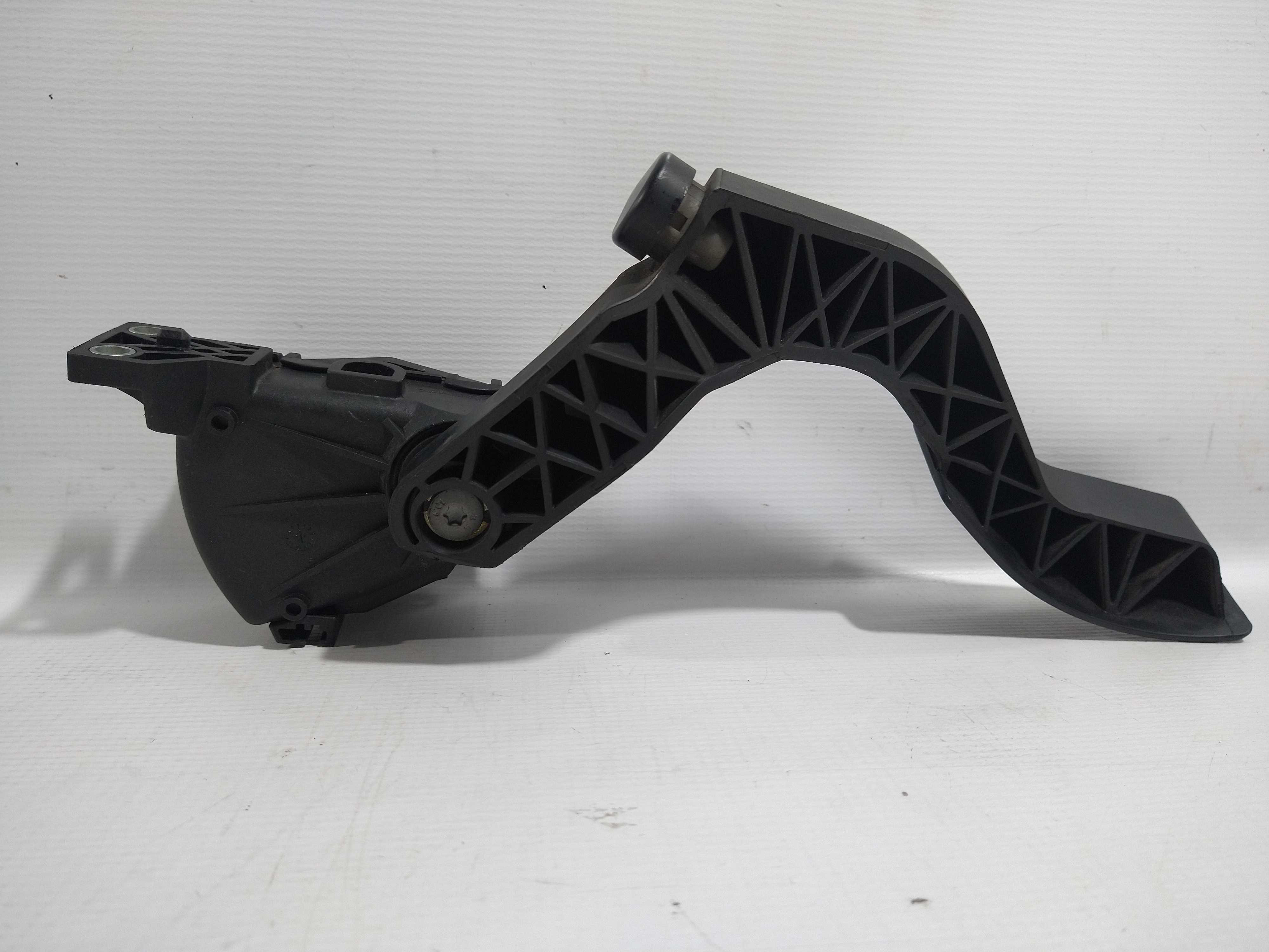 Pedal Do Acelerador Audi A4 2001 8d1723523e Usado Original 4