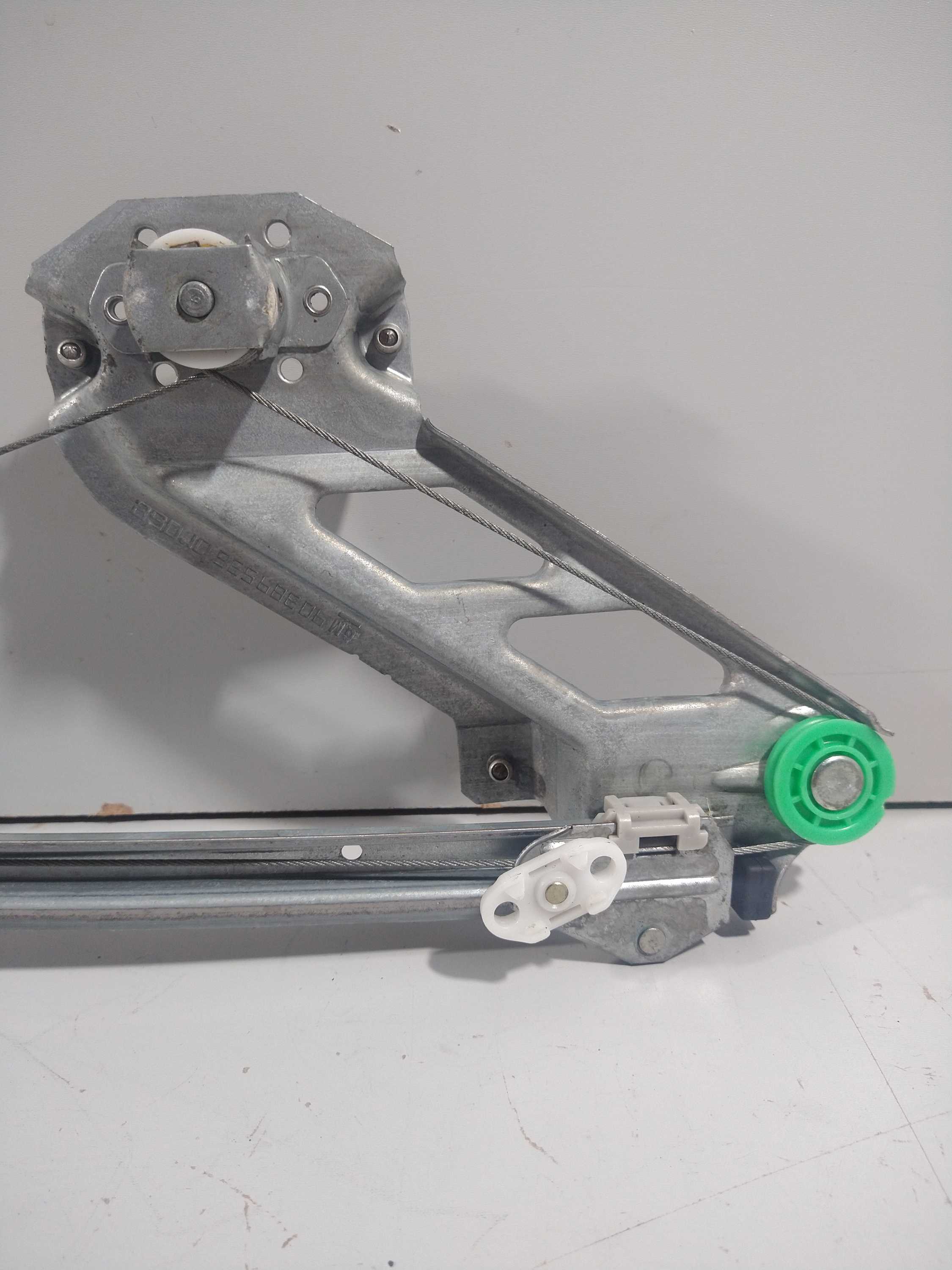 Maquina De Vidro Manual Traseira Direita Corsa Sedan 99 Usad 3
