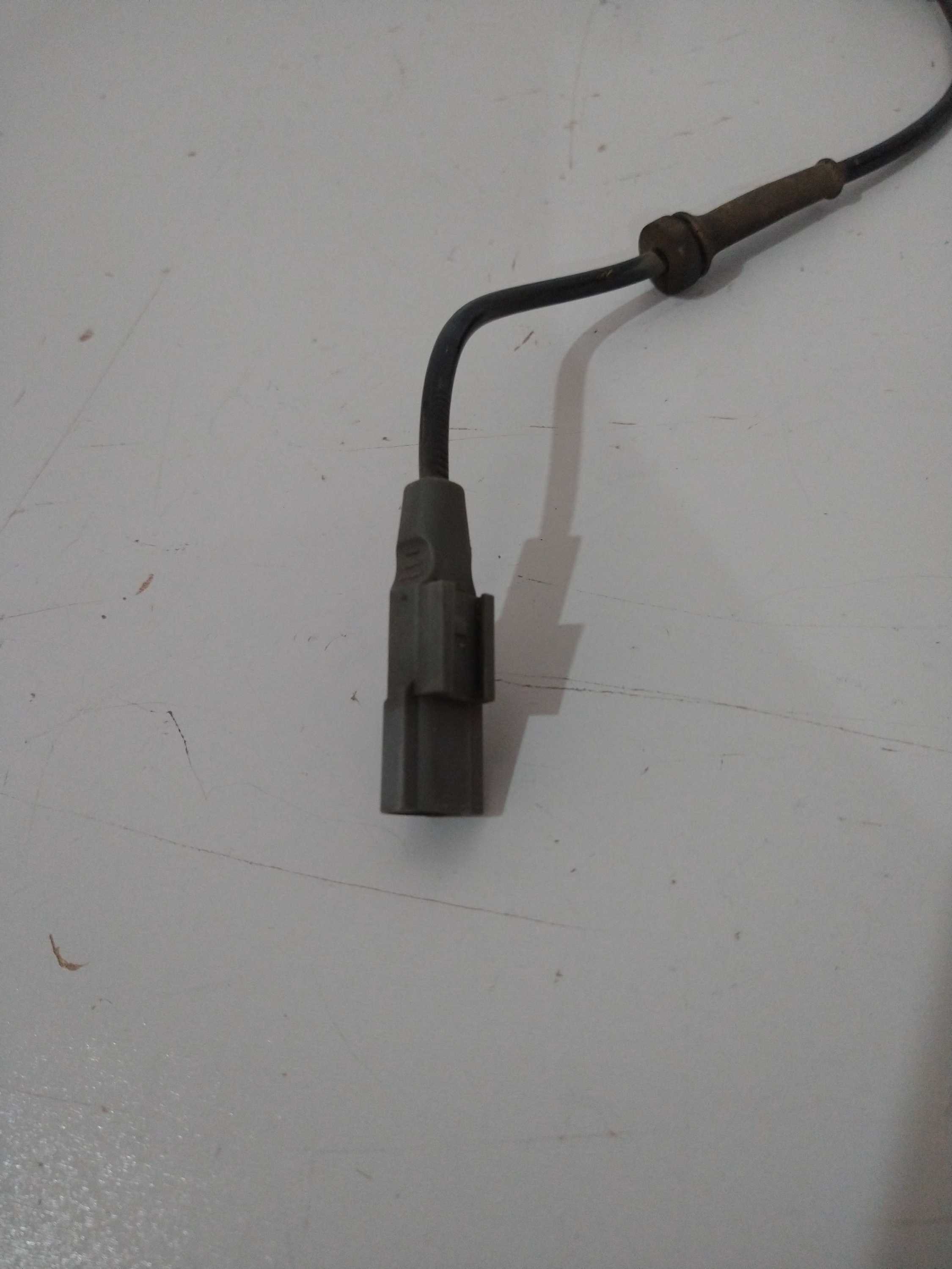 Sensor Abs Traseiro L/e March 2014 Usado Original 2
