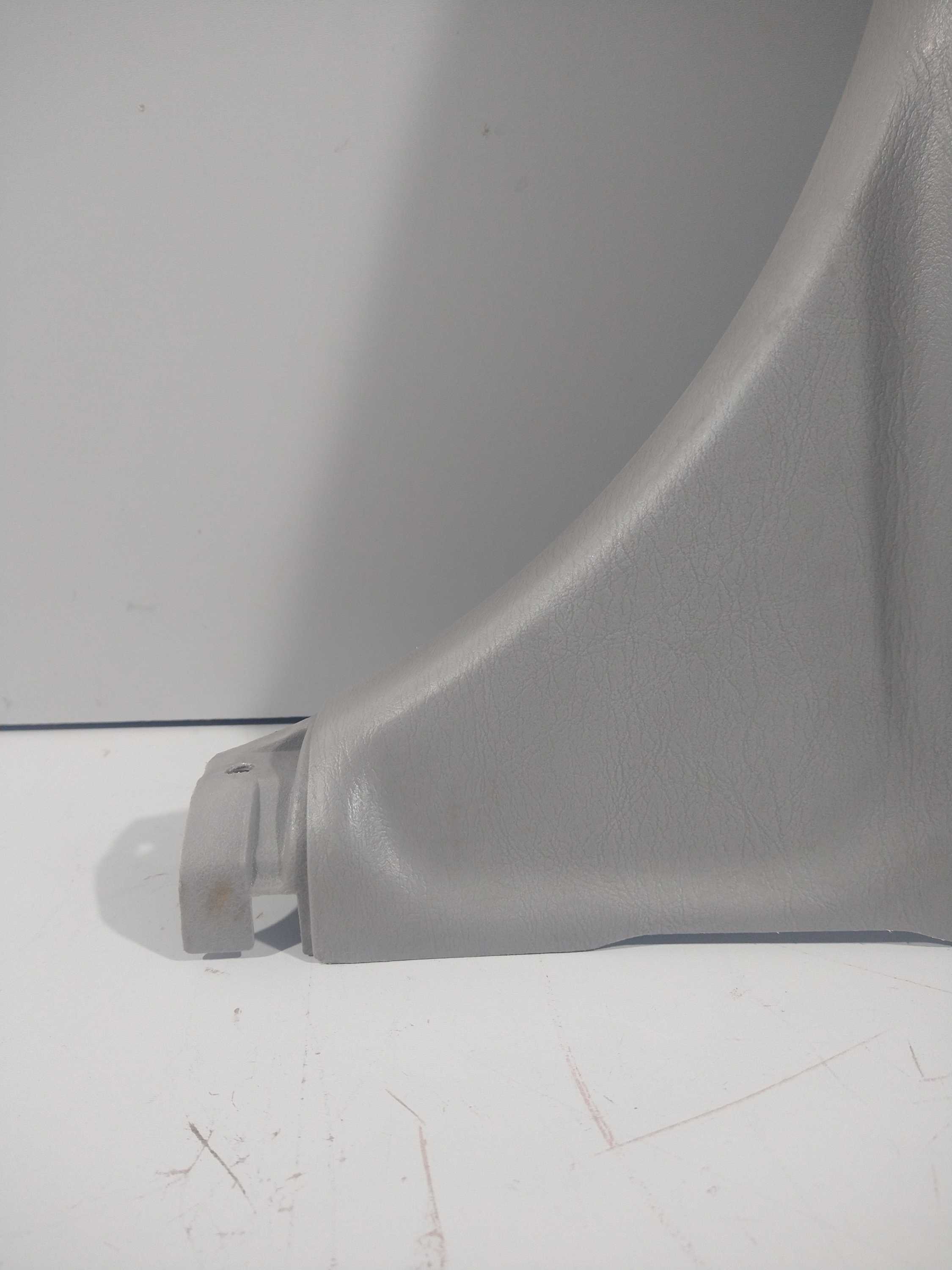 Acabamento Inferior  L/d Toyota Corolla 99 Usado Ori