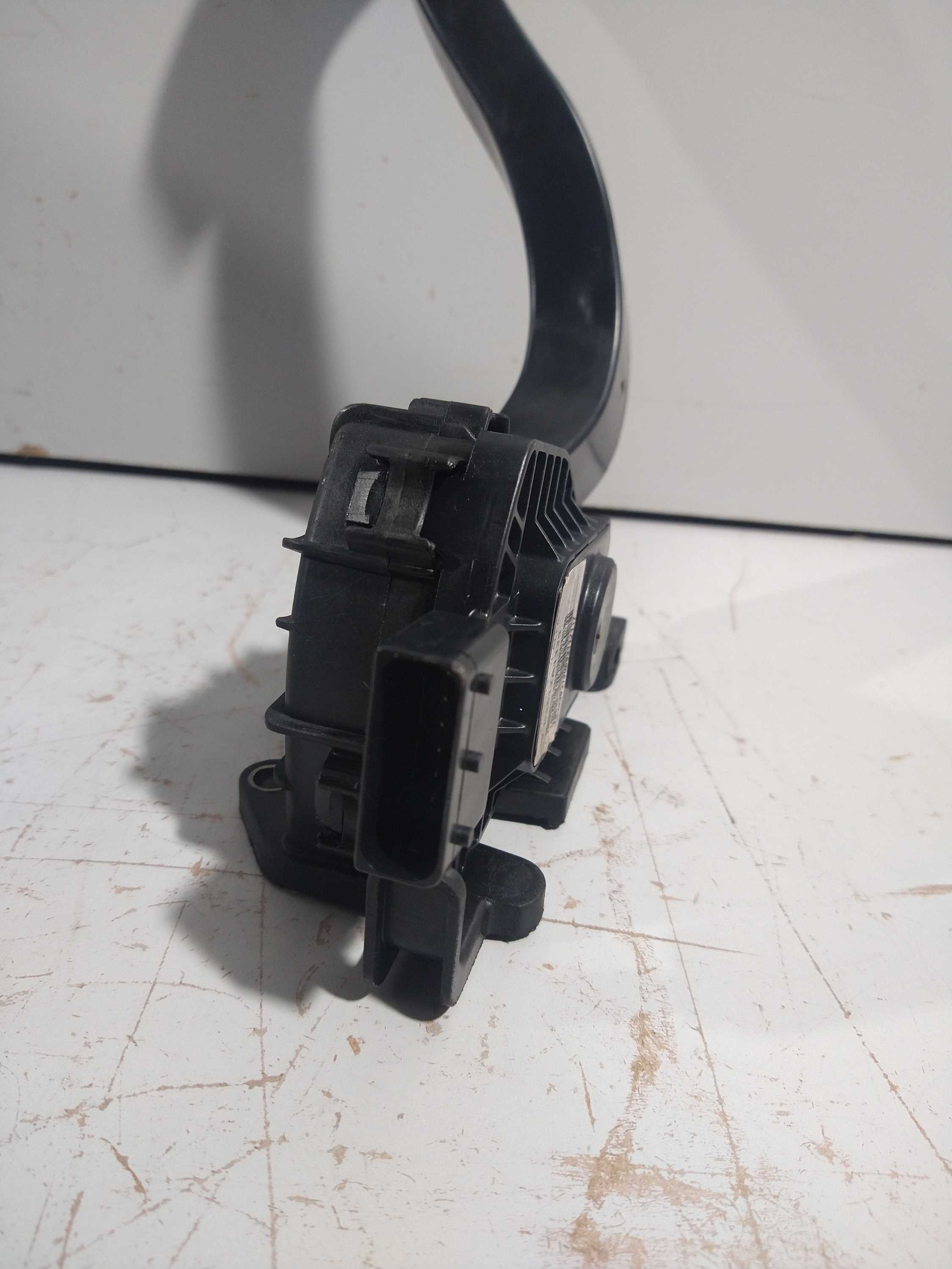 Pedal Acelerador Uno Vivace/palio/siena/fiorino/mobi 1.0 1.4 2