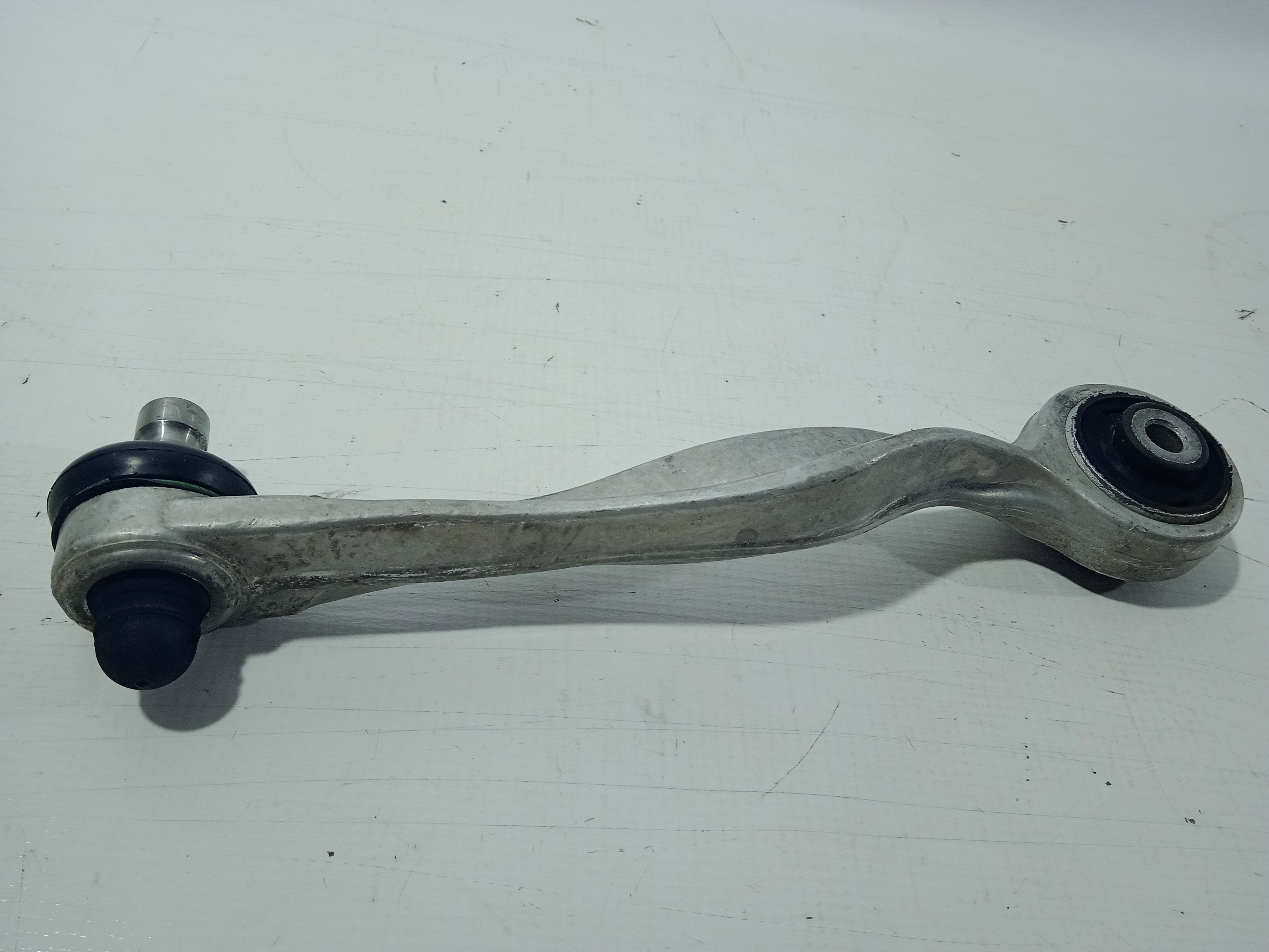 Braço Suspensão Superior Posterior D.dir Audi A4 Passat