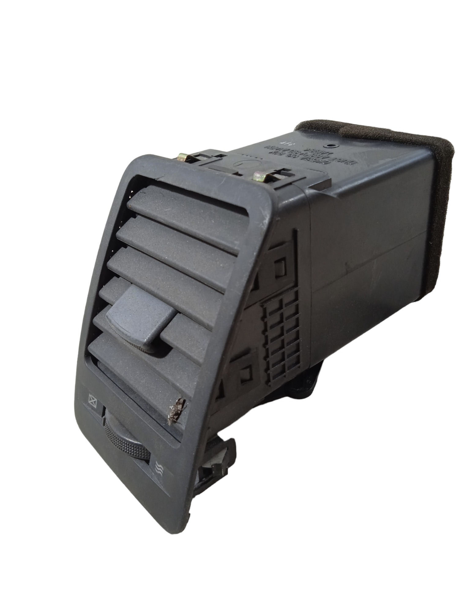 Difusor De Ar Painel L/d  Kia Carnival 2006 Usado 5
