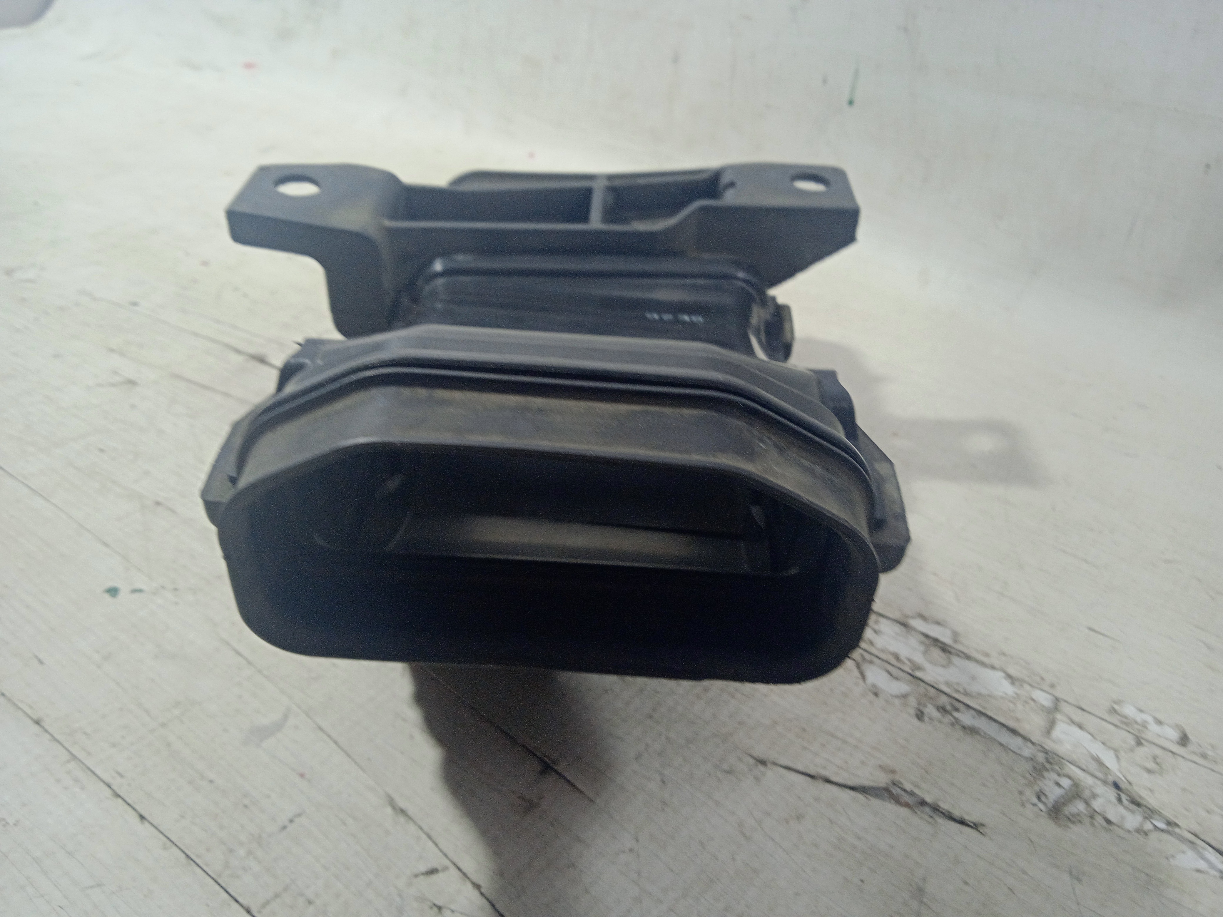 Duto Da Entrada Captação Do Ar Honda Hr-v 2016 3