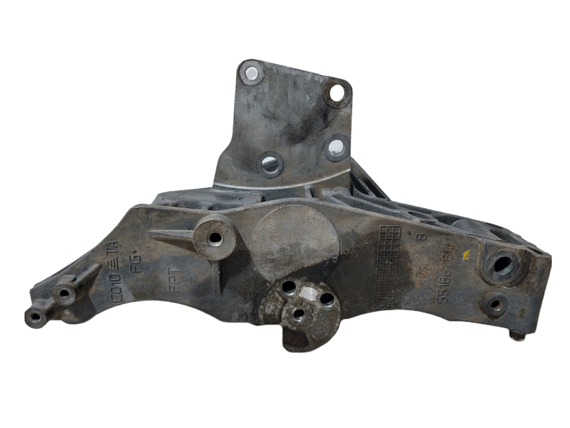 Suporte Do Compressor/alternador Fiat Idea 1.4 8v 2008 2