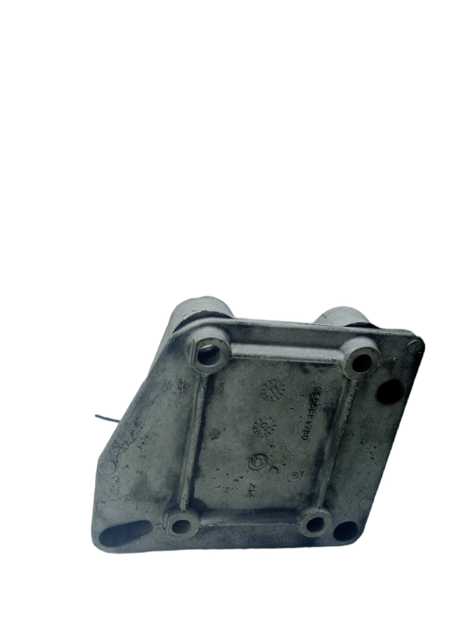 Suporte Do Compressor De Ar Peugeot 207 1.4 8v 2009/10 Usado