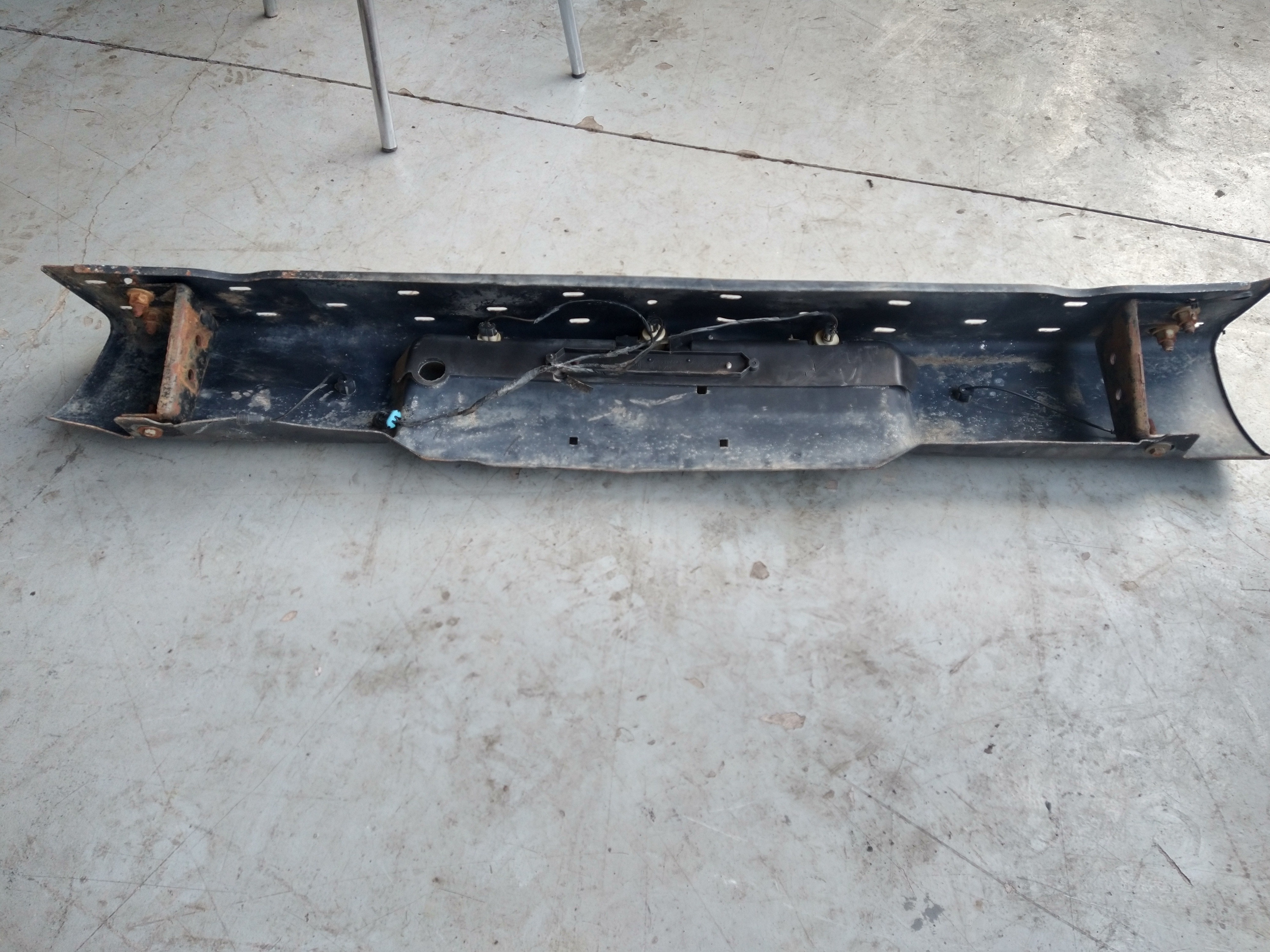 Para-choque Traseiro Gm Blazer 1998 Usado 3