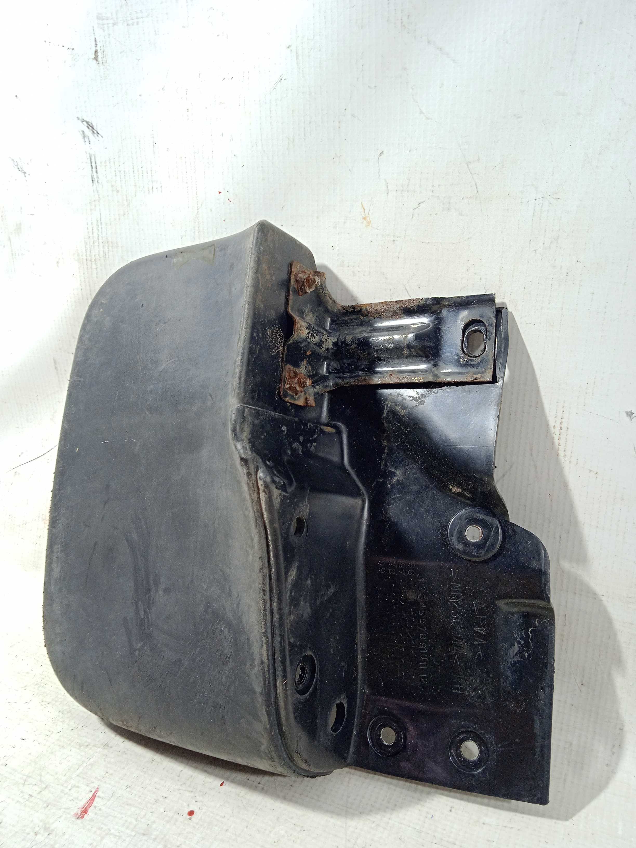 Para-barro L/d Pajero Sport 99 Usado 2