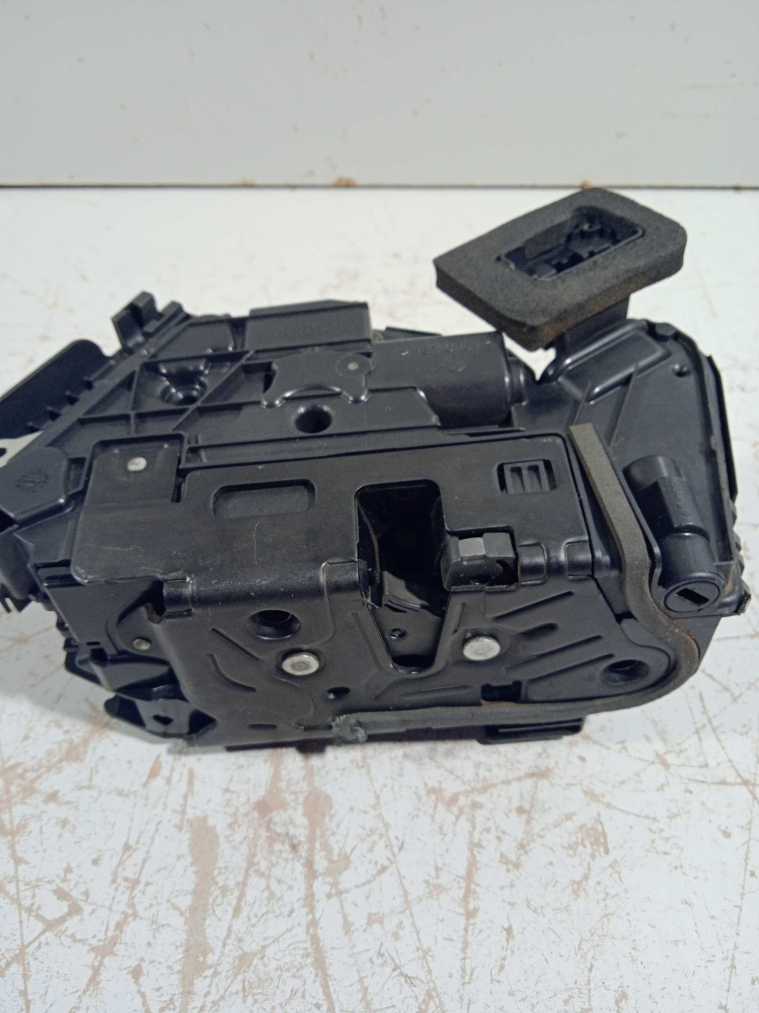 Fechadura Dianteira L/d Polo Msi 1.6 2018 Usado Original 3