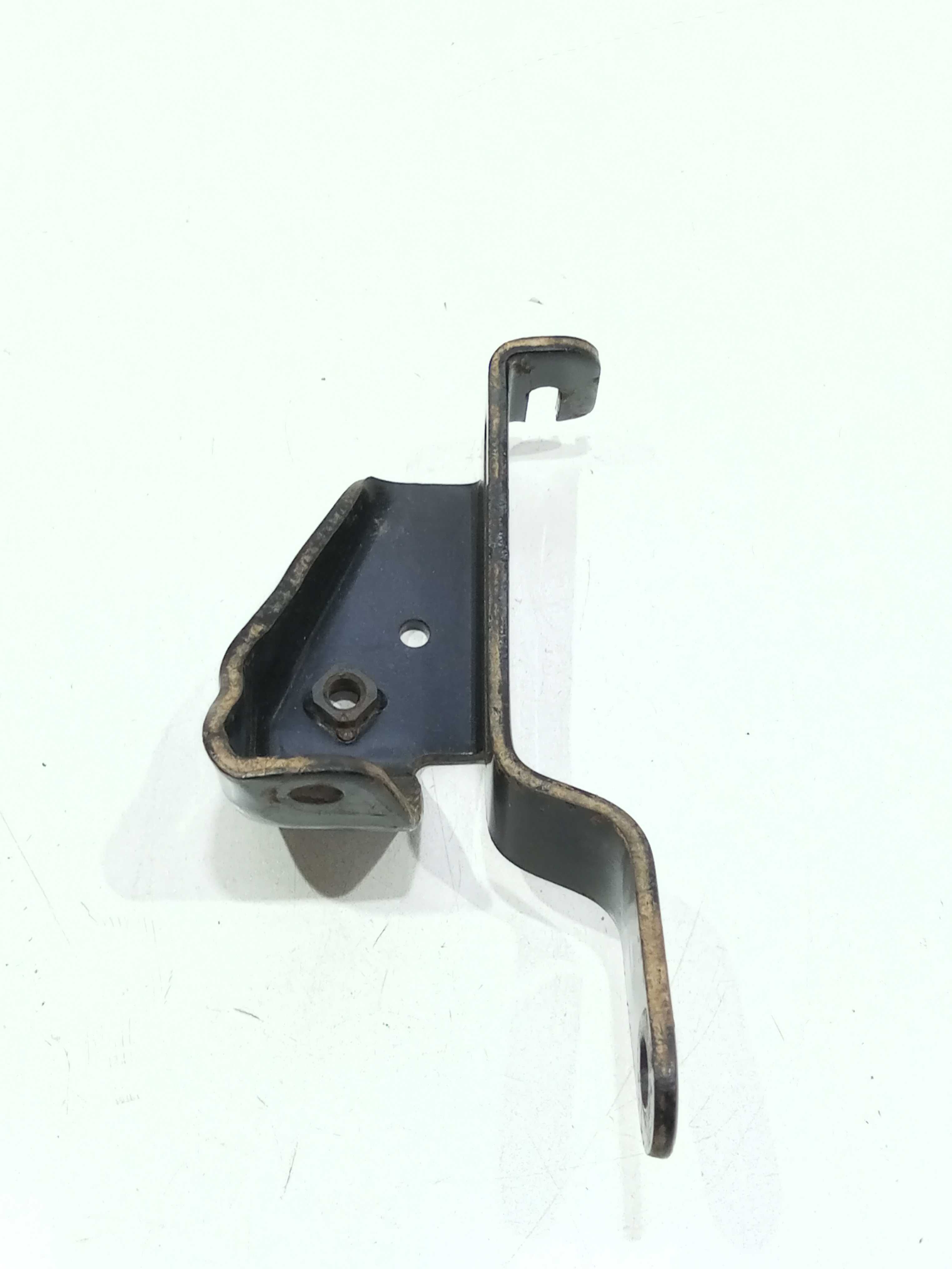 Suporte Alternador Mitsubishi Pajero Tr4 2007 1