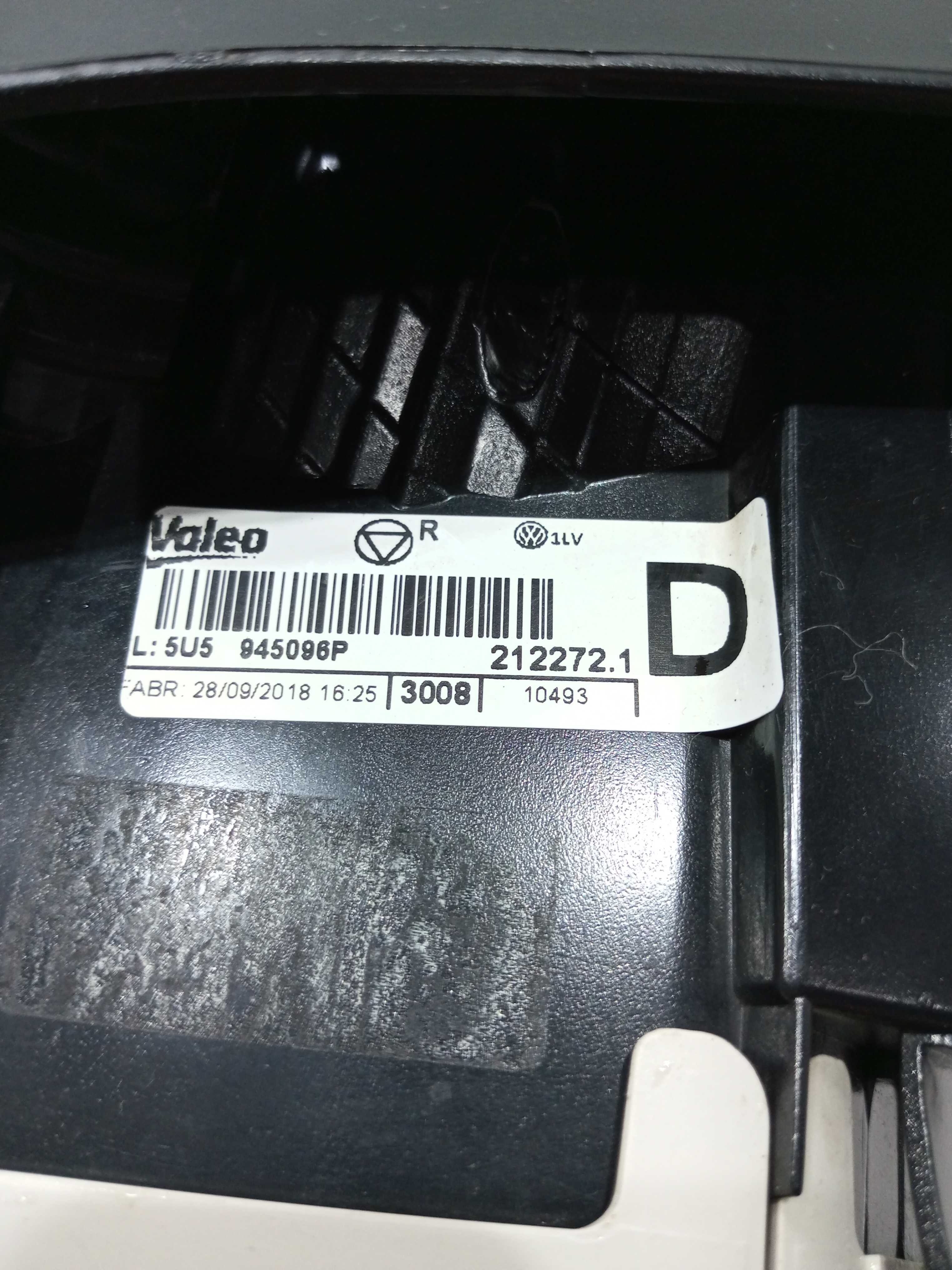 Lanterna Tras Direit Vw Voyage G8 1.6 2019 5u5945096p 8
