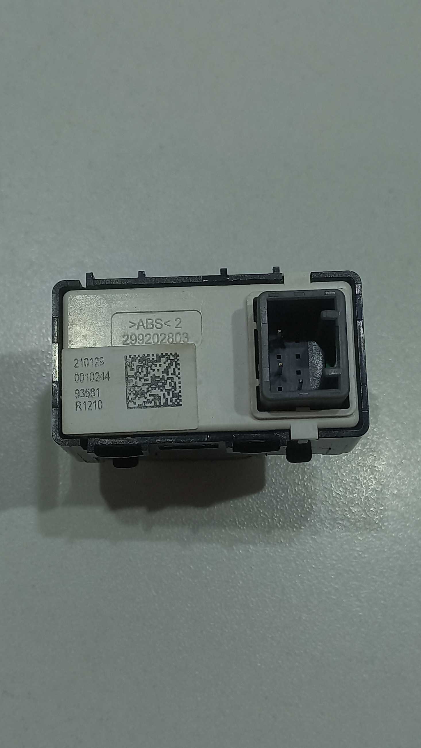 Botão Vidro Elétrico Porta Traseira Esquerda Hb20s 1.0 2022 3