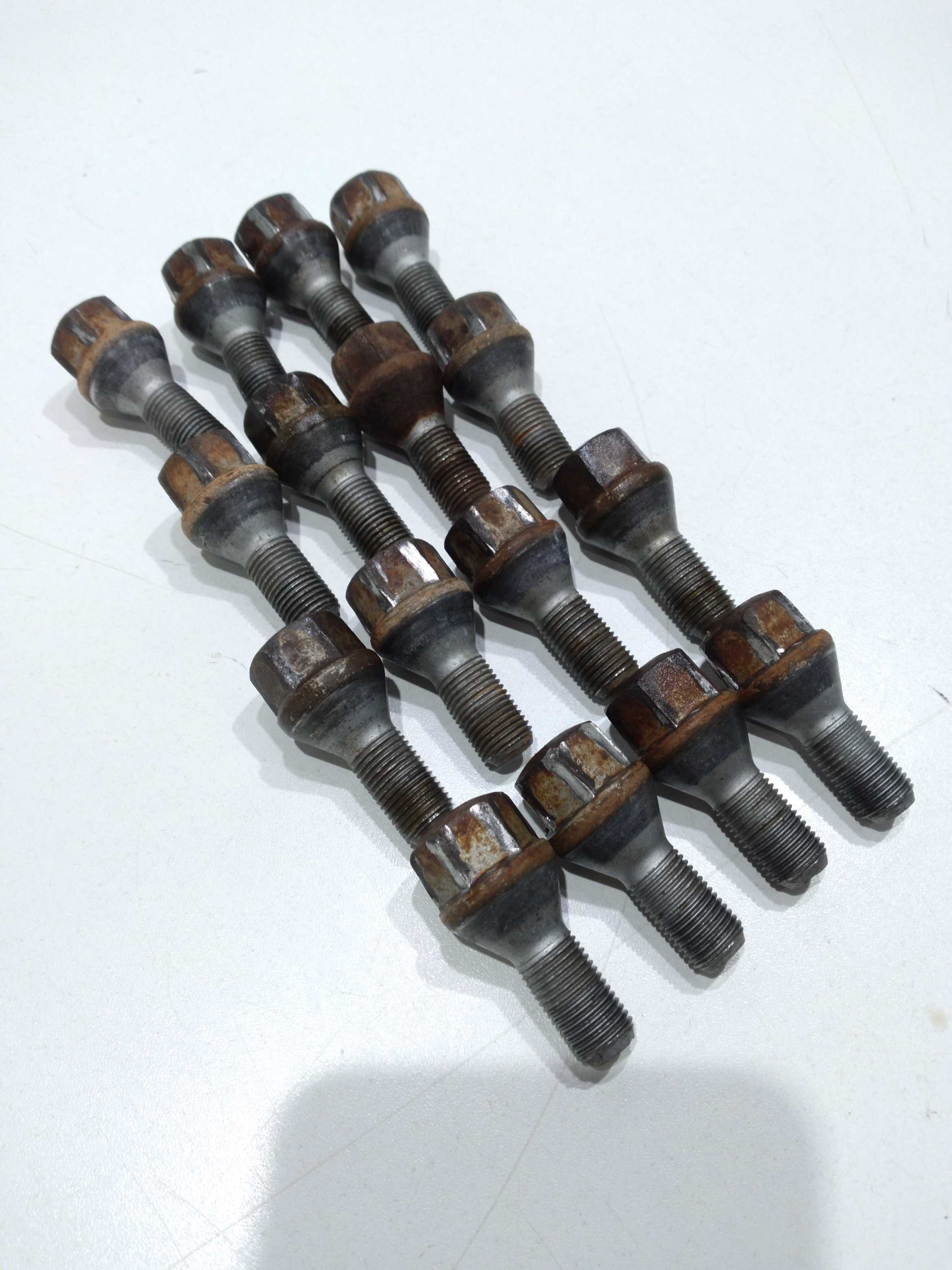 Kit Jogo De Parafusos Roda Fiat Grand Siena 1.6 2013 3