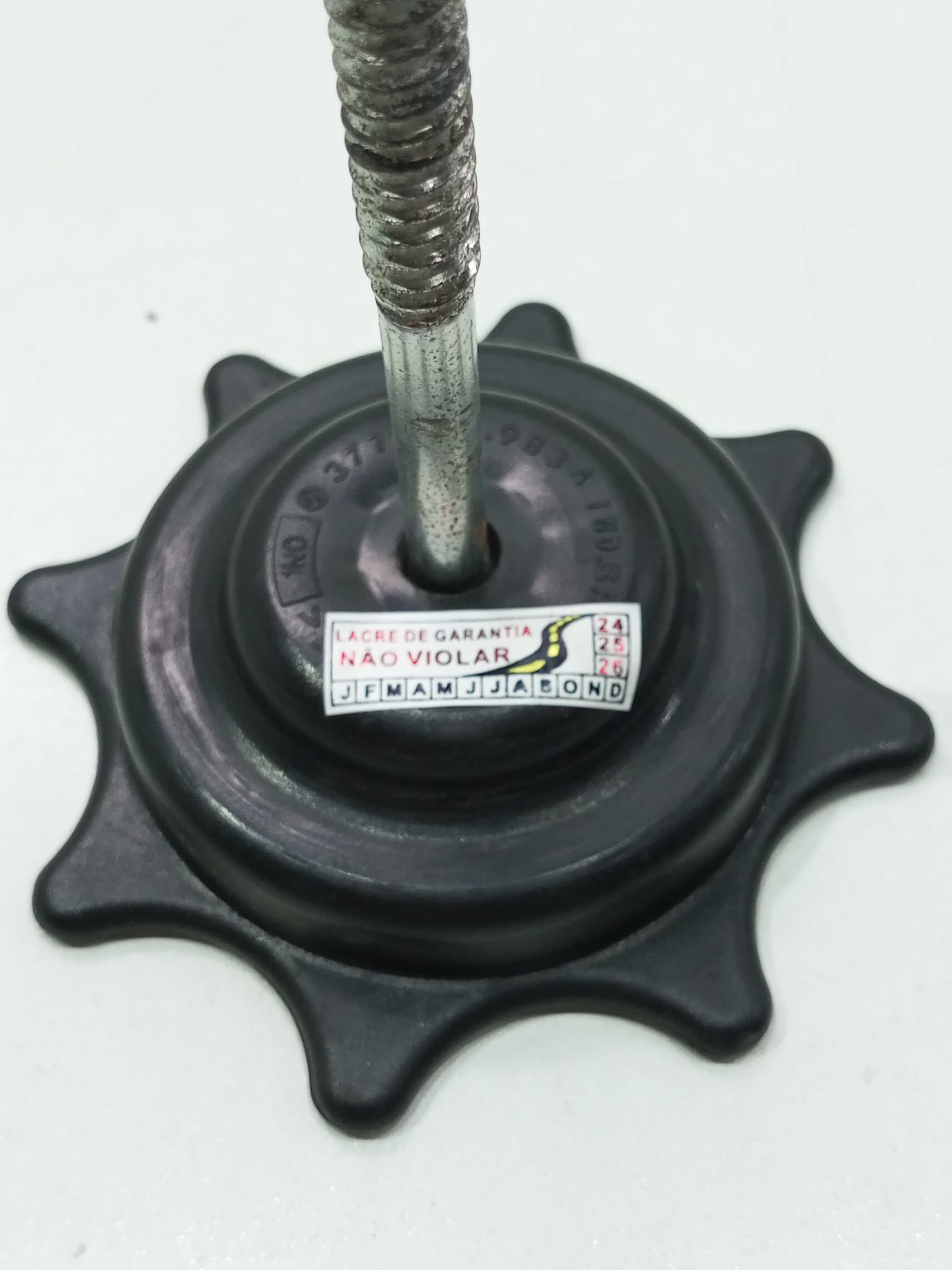 Parafuso Fixação Estepe Volkswagen Gol G4 G6 Original 3