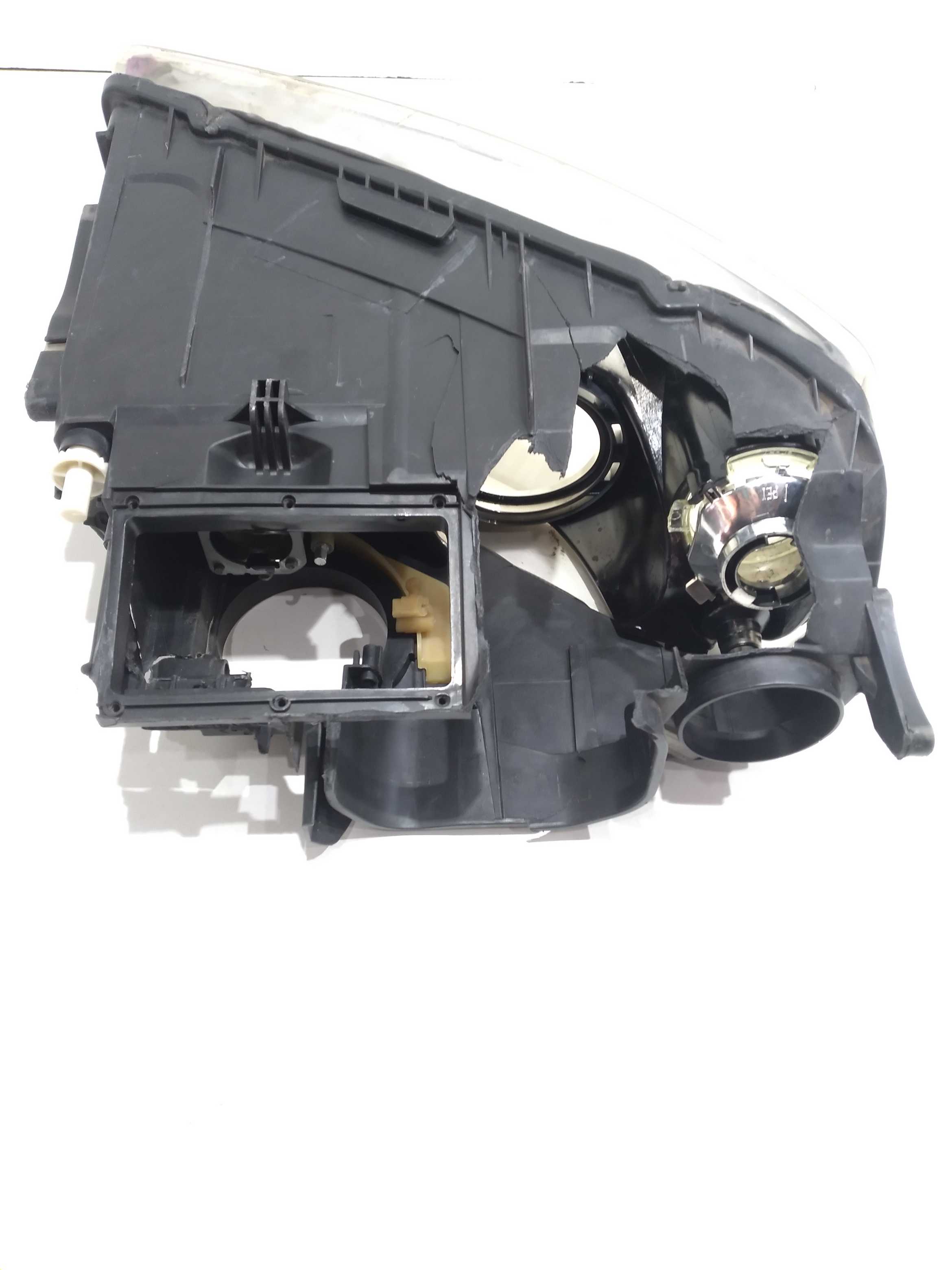 Farol Lado Esquerdo Vw Touareg 4.2 V8 2005  Retirada Peças Esquerdo/motorista 6
