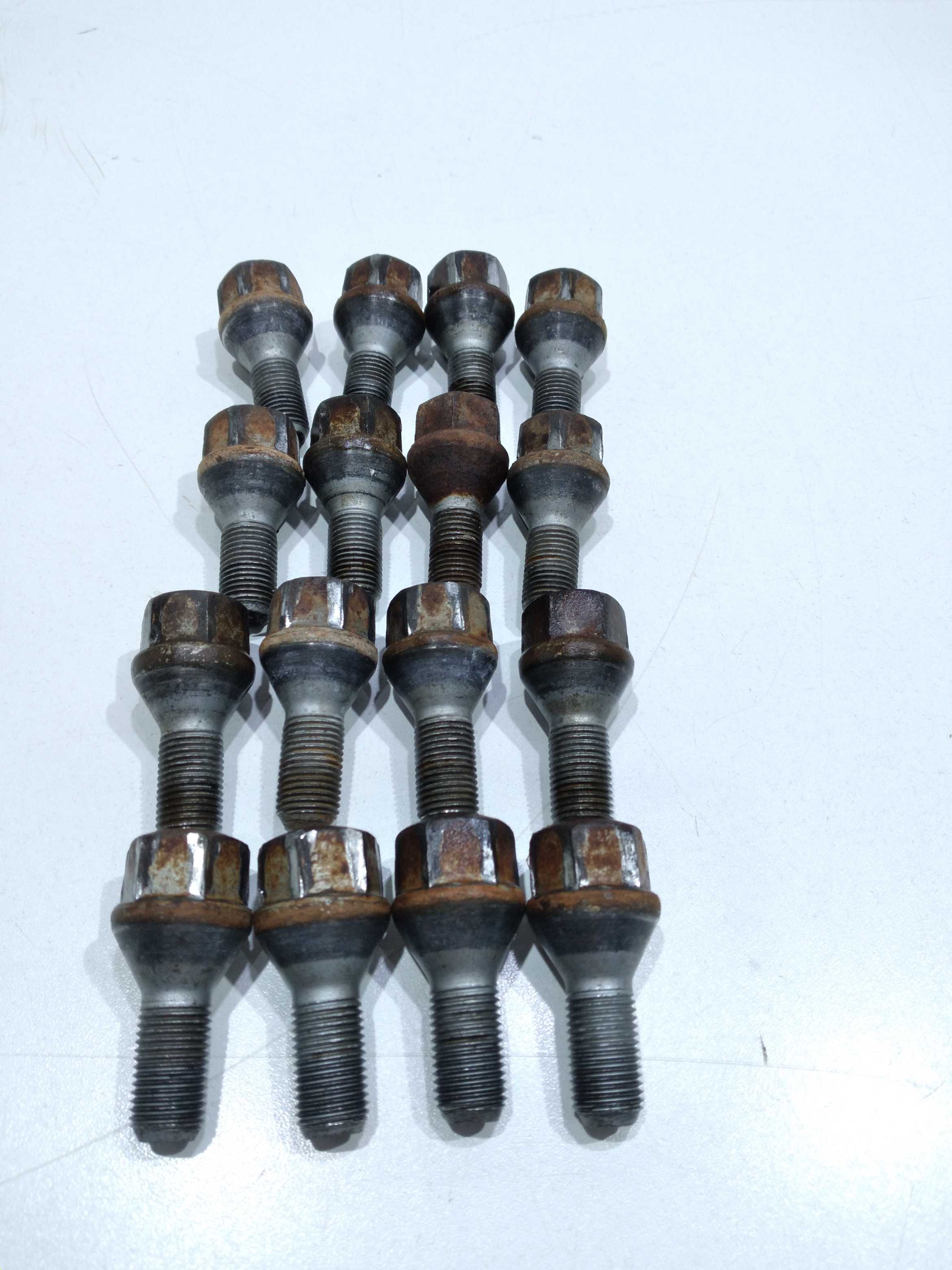 Kit Jogo De Parafusos Roda Fiat Grand Siena 1.6 2013 1