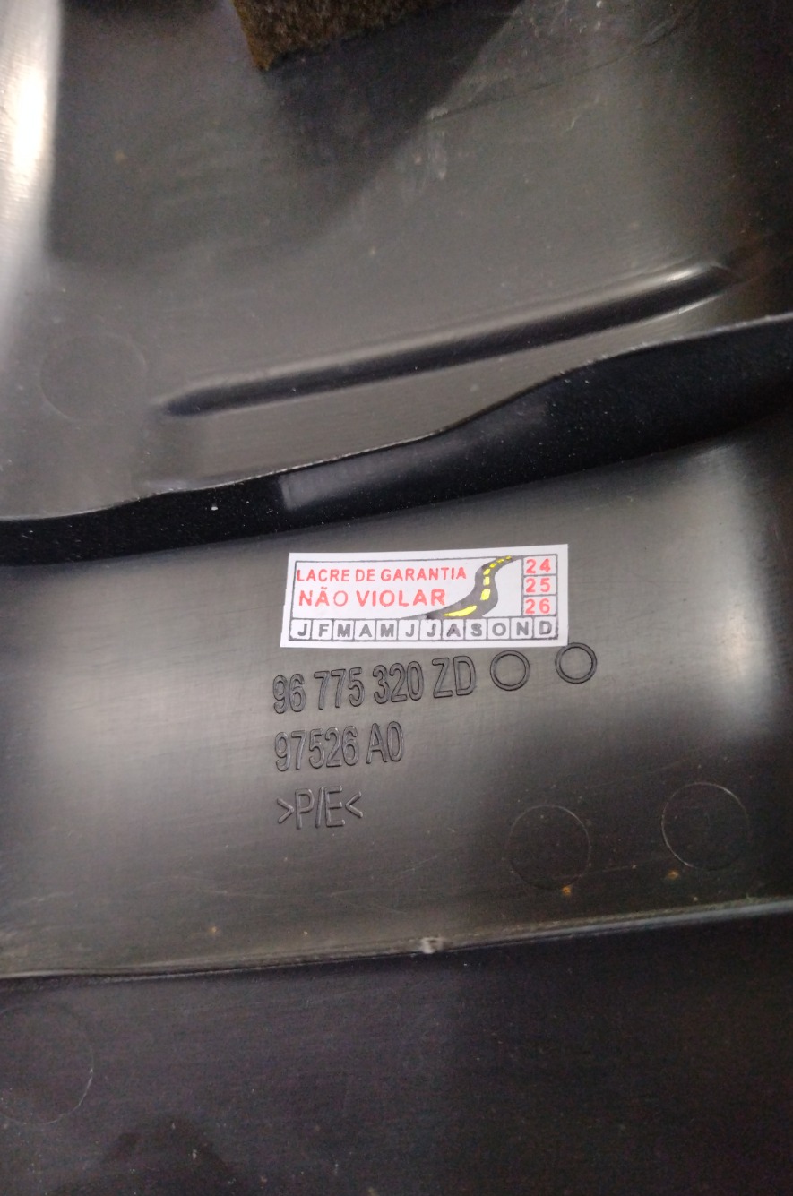 Moldura Int Acabamento Porta Malas C3 Tend 2015 96775320zd 6