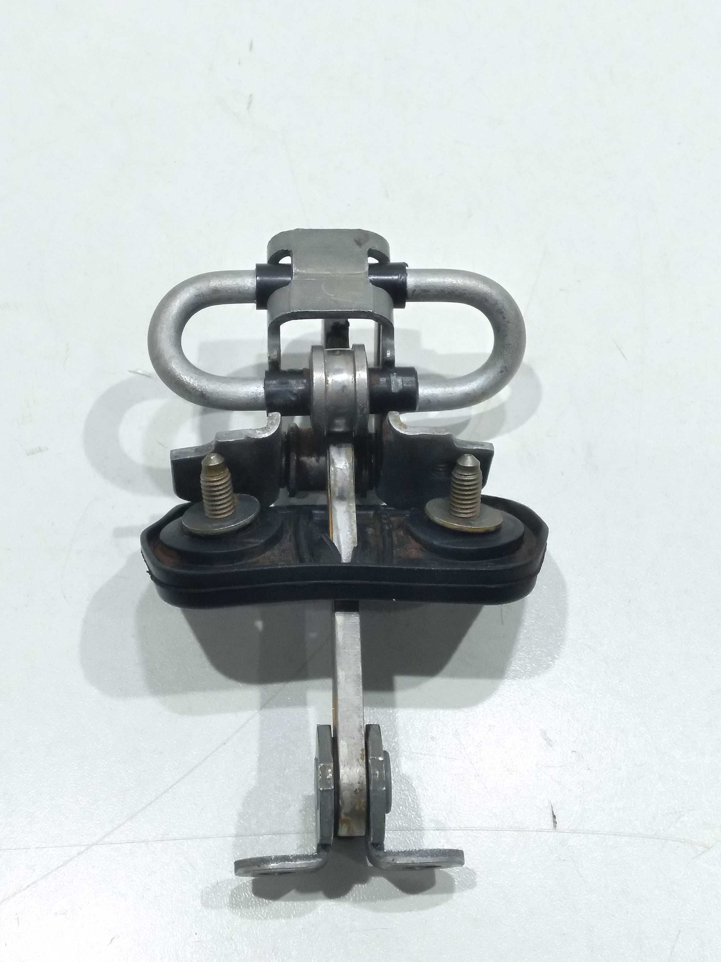 Limitador Porta Dianteira Direita Fiat Strada Hard 1.4 2018 3
