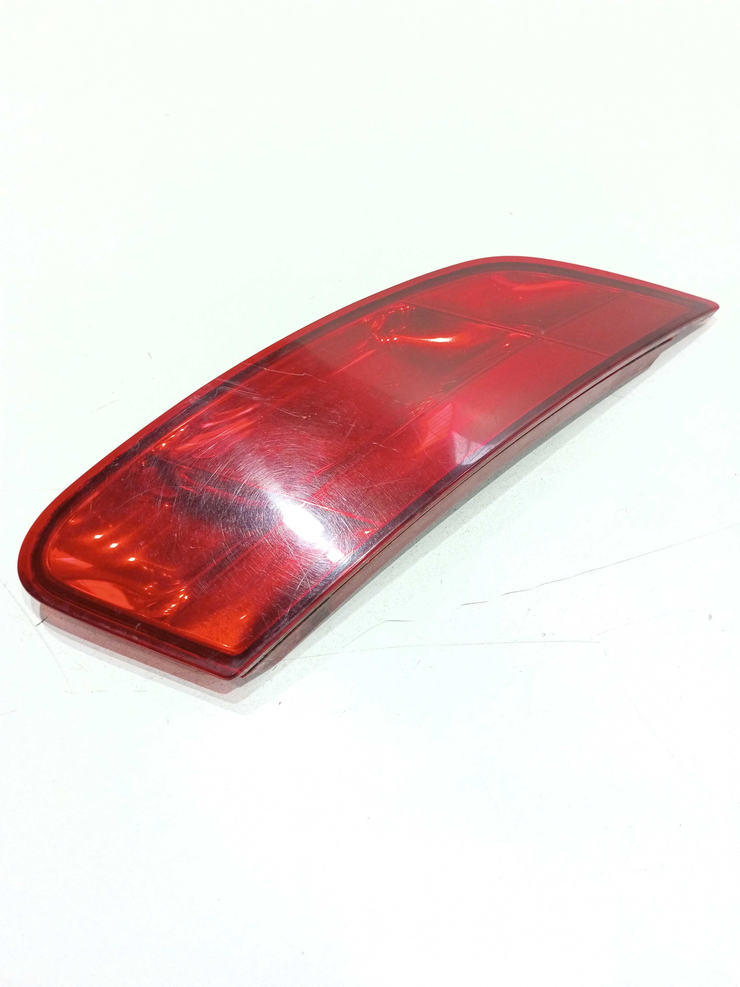 Lanterna Da Tampa Traseira Lado Direito Fiat Siena 2011 Direito/passageiro Vermelho 2