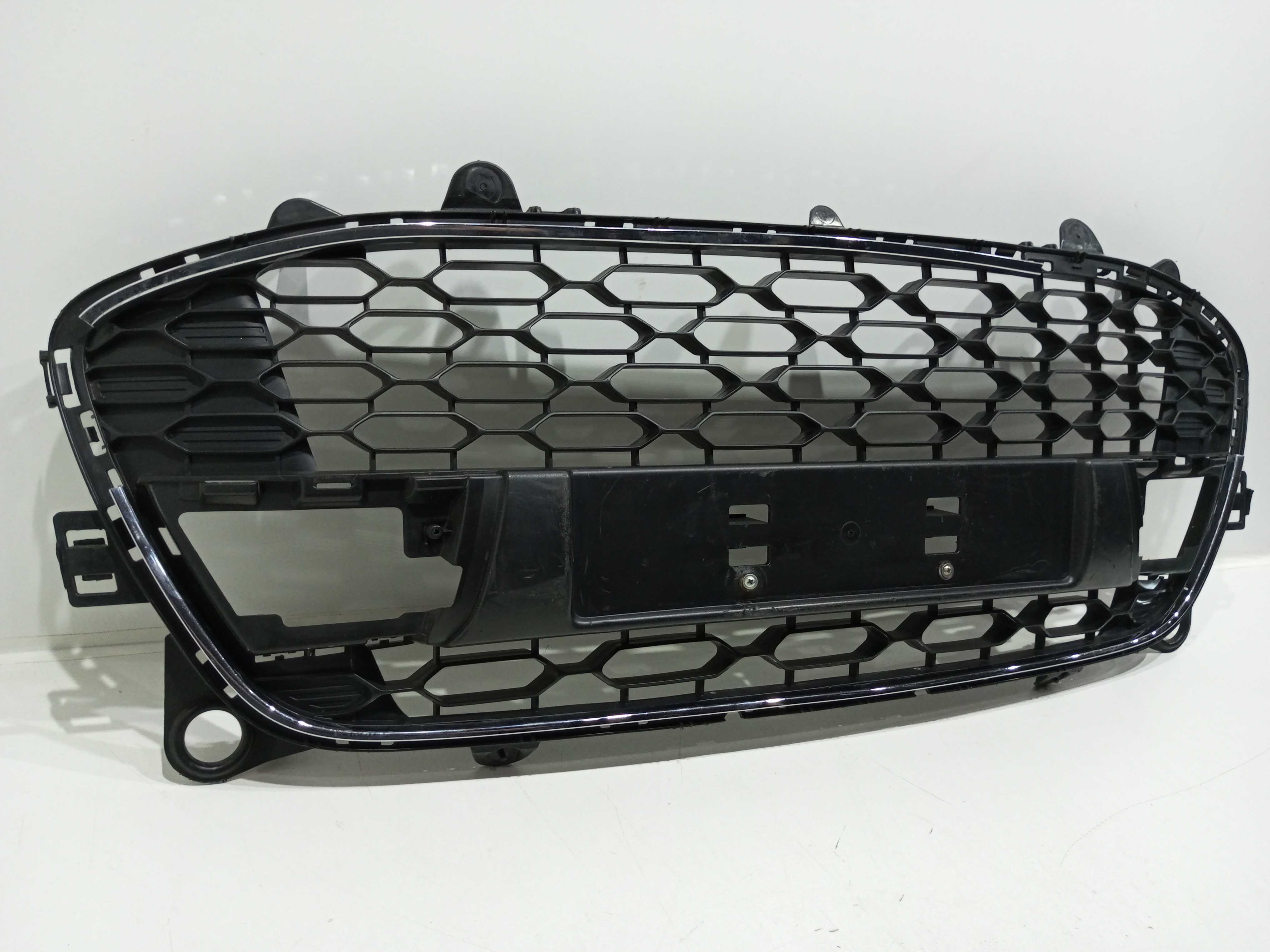 Grade Para-choque Dianteiro Citroen C3 1.6 2014 Automático 3