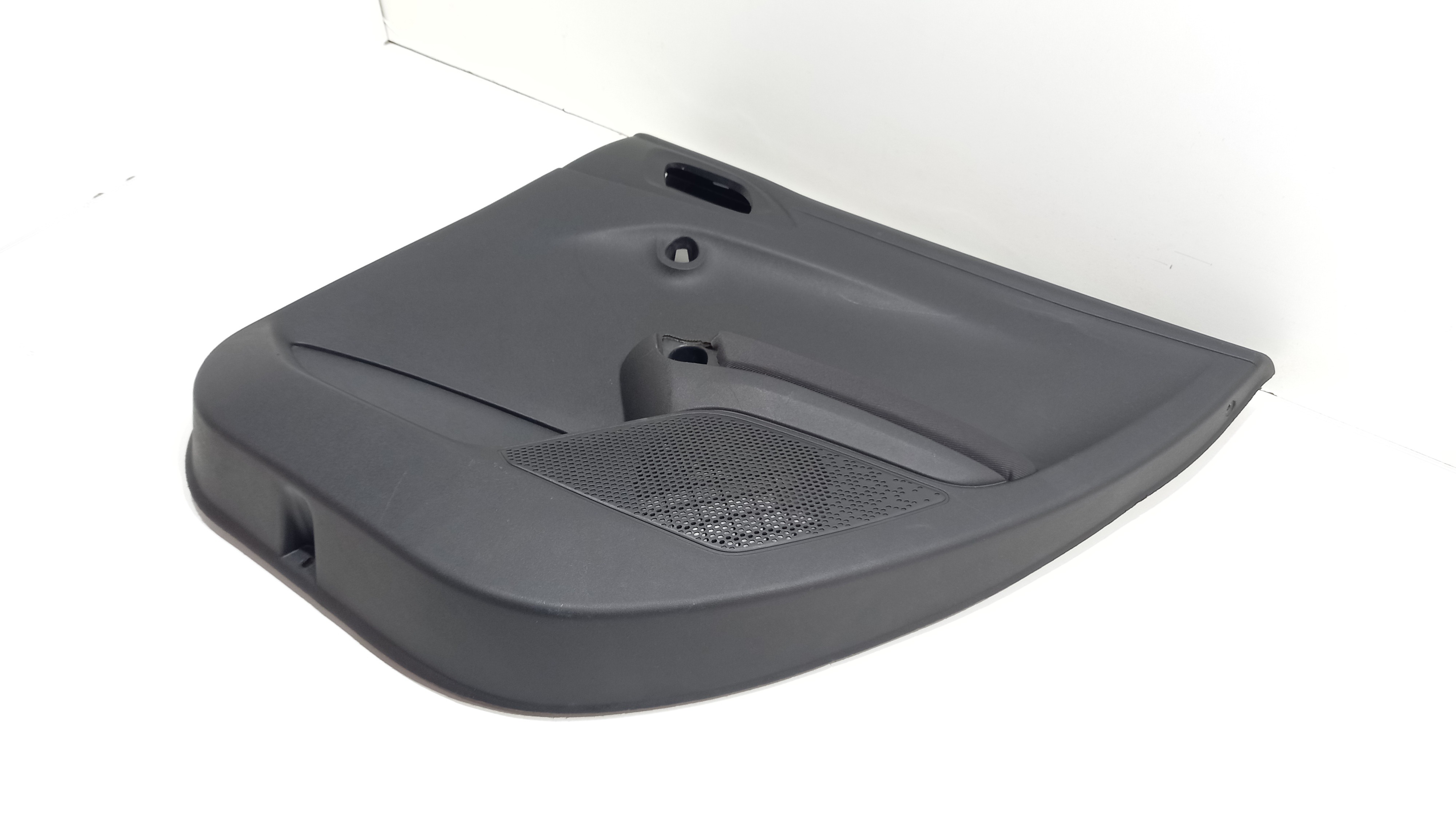 Forro De Porta Traseiro Direito Peugeot 2008 2018 2