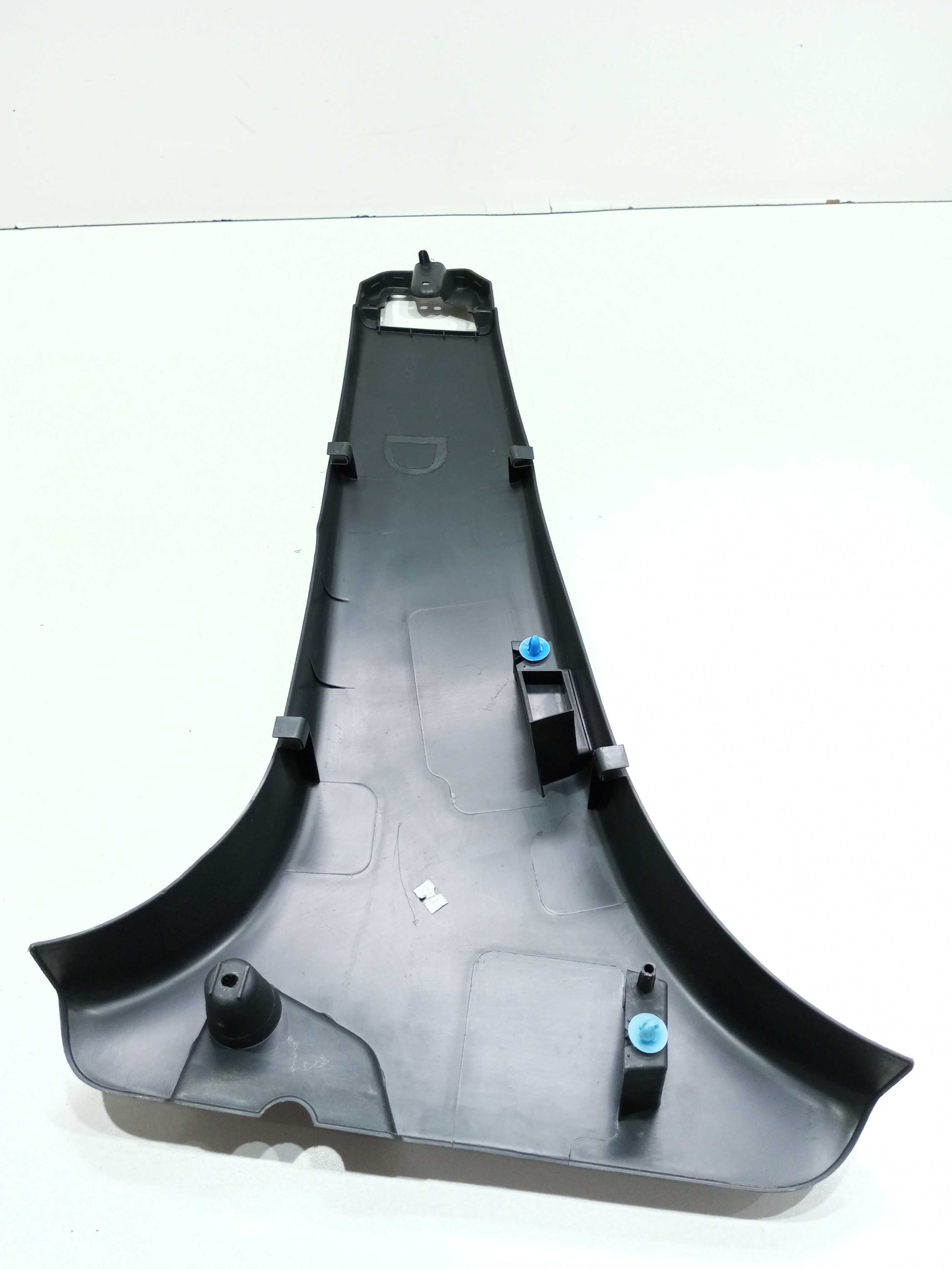 Acabamento Coluna Central Direita Renault Sandero 2016 4