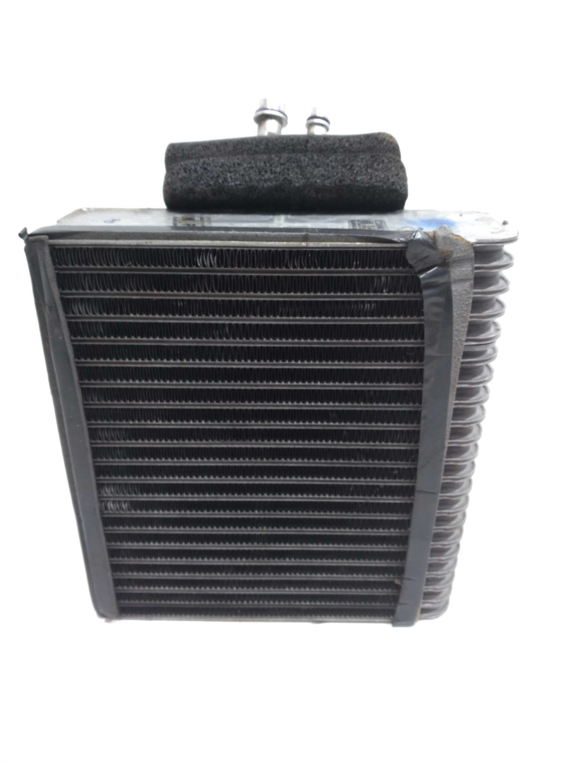Radiador Ar Condi. Dianteiro Vw Touareg 4.2 V8 2005 6