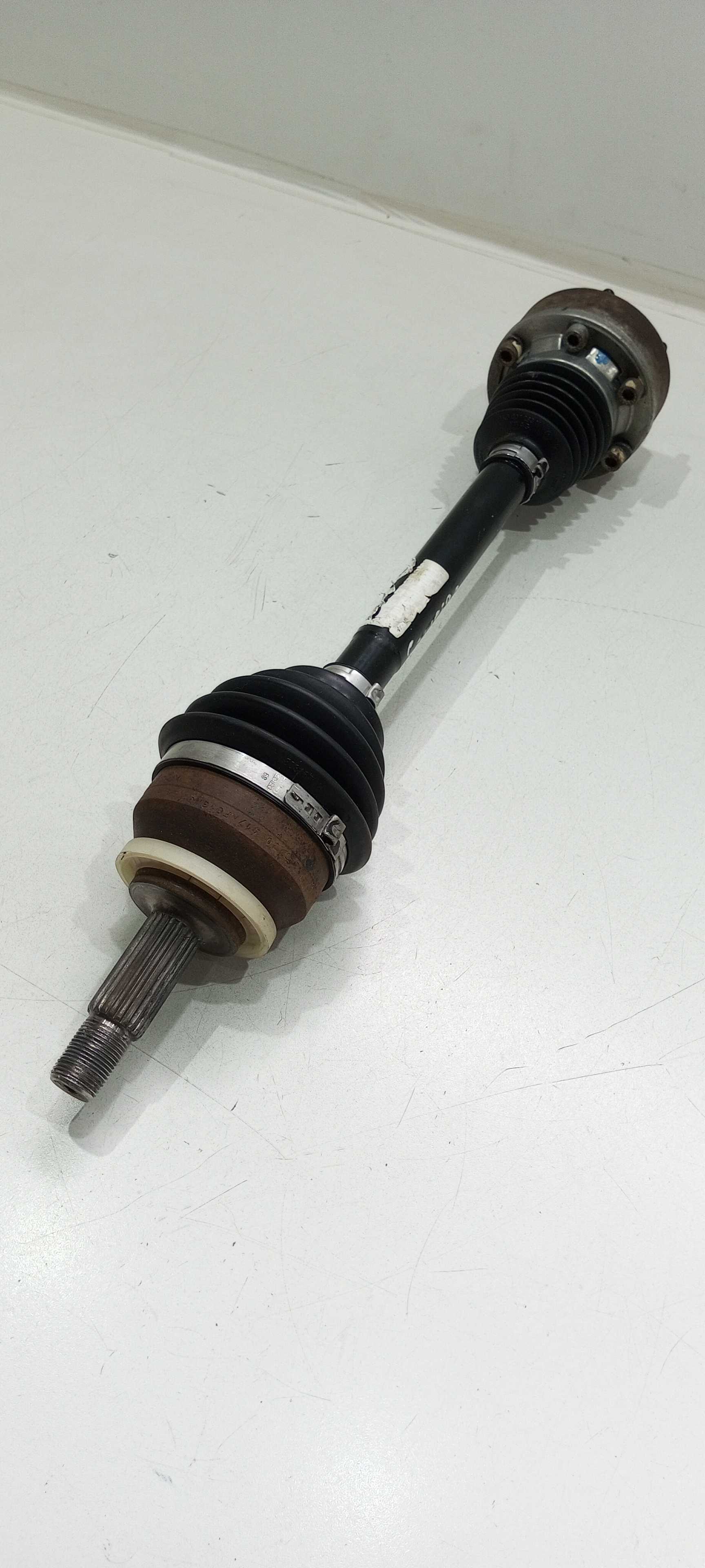 Semi Eixo Lado Esquerdo Volkswagen Saveiro 1.6 2018 Robust 4