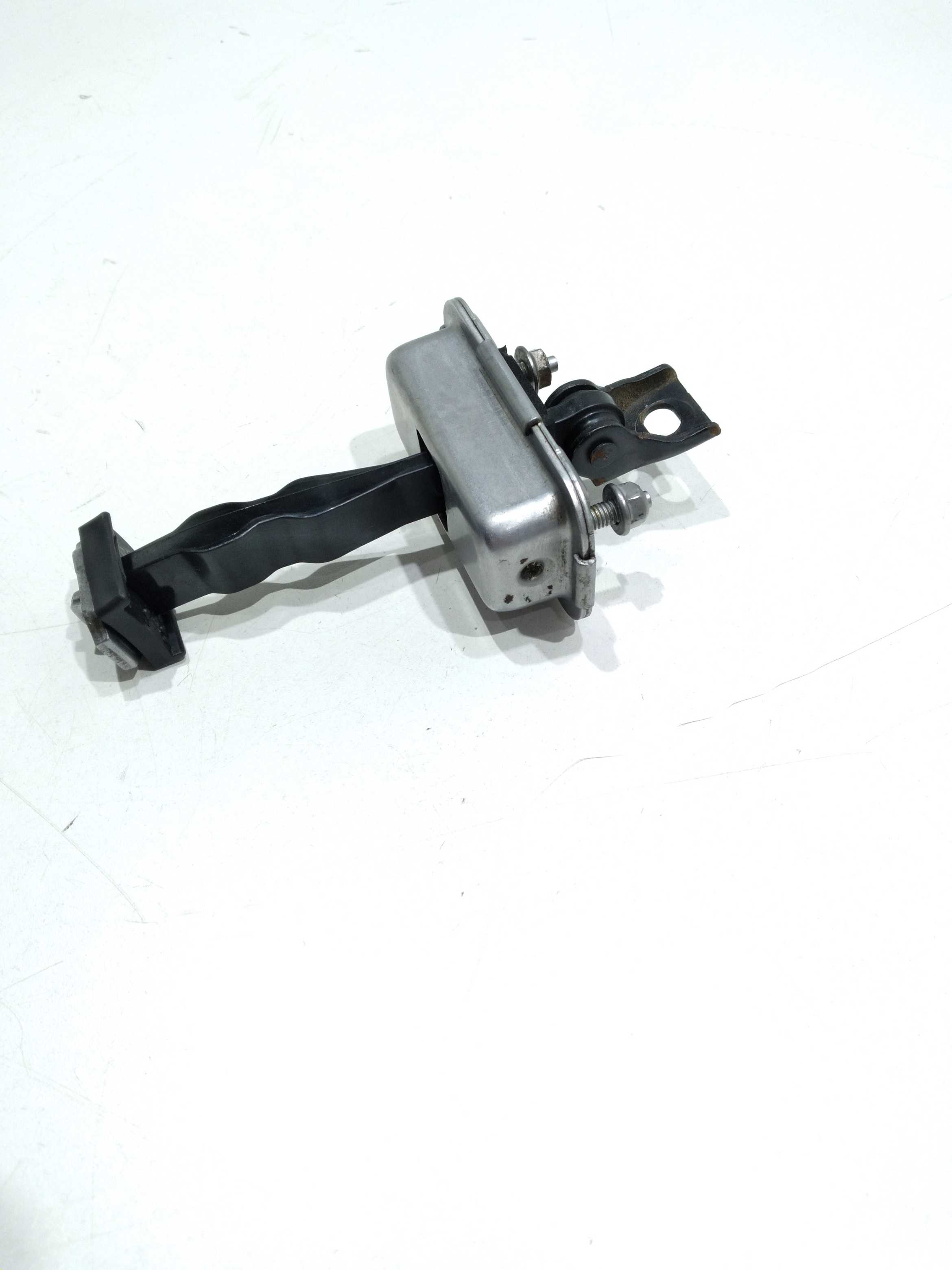 Limitador Porta Dianteira Direita Peugeot 2008 1.6 2018 4