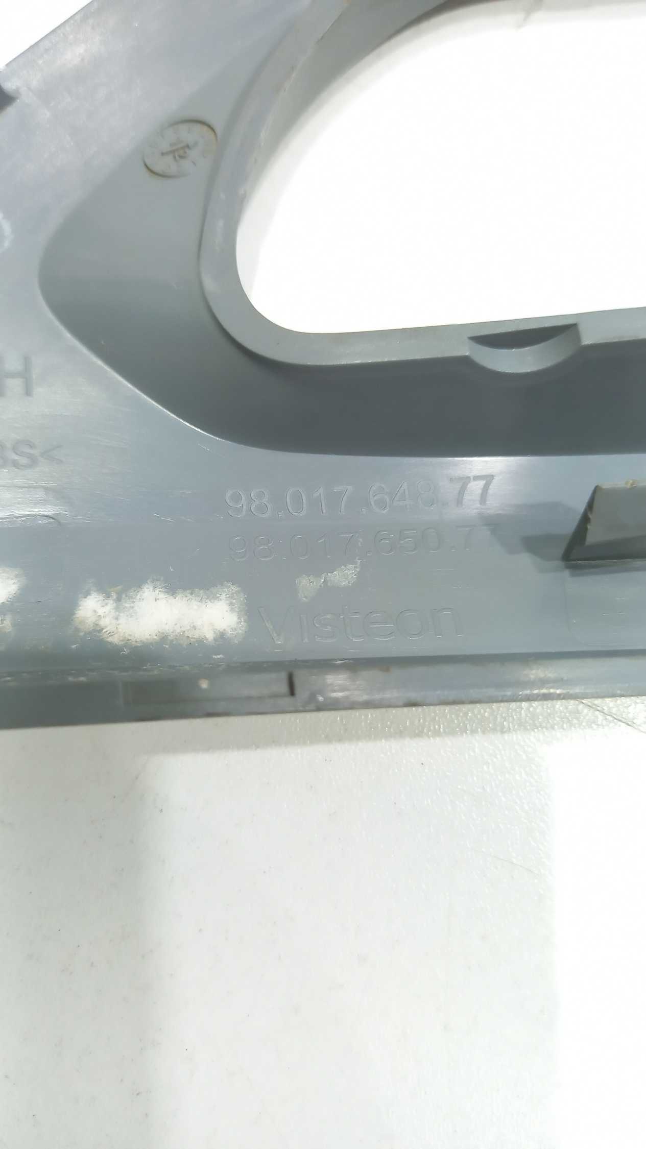 Moldura Da Maçaneta Dianteira Direita Peugeot 208 2014 4