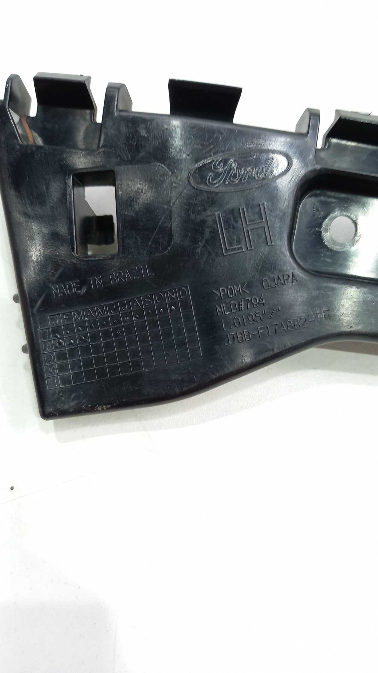 Guia Do Parachoque Traseiro Esquerdo Ford Ka 2018 Sedan 2