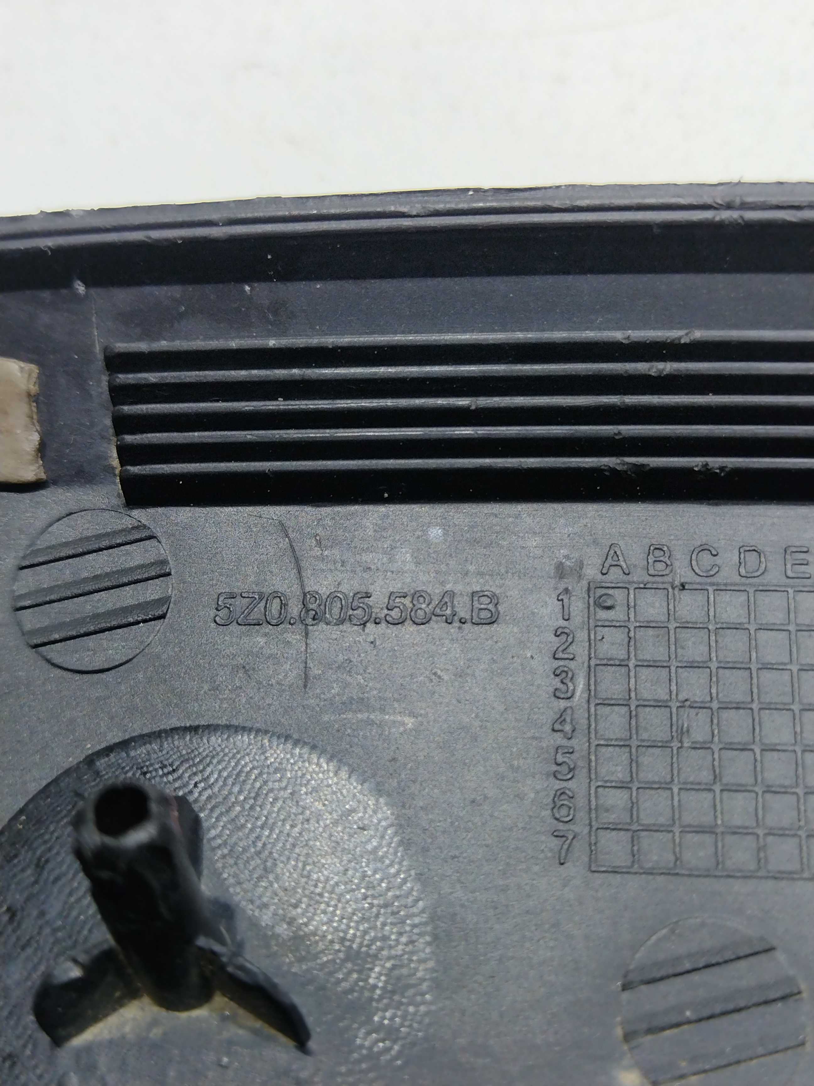 Moldura Parachoque Dianteiro Ld Crossfox 2012 Original Preto 4