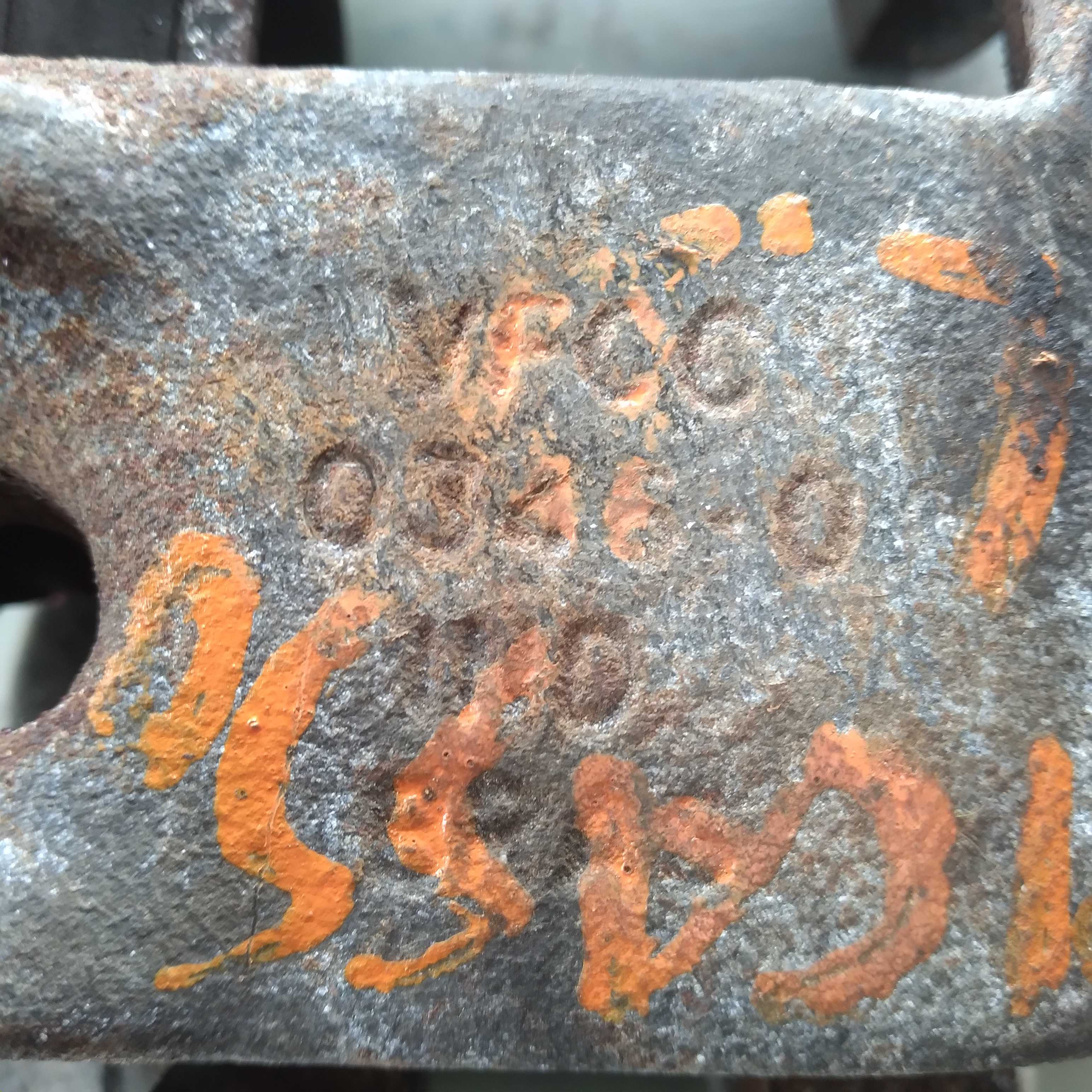 Pinça dianteira direita picasso 2.0 2