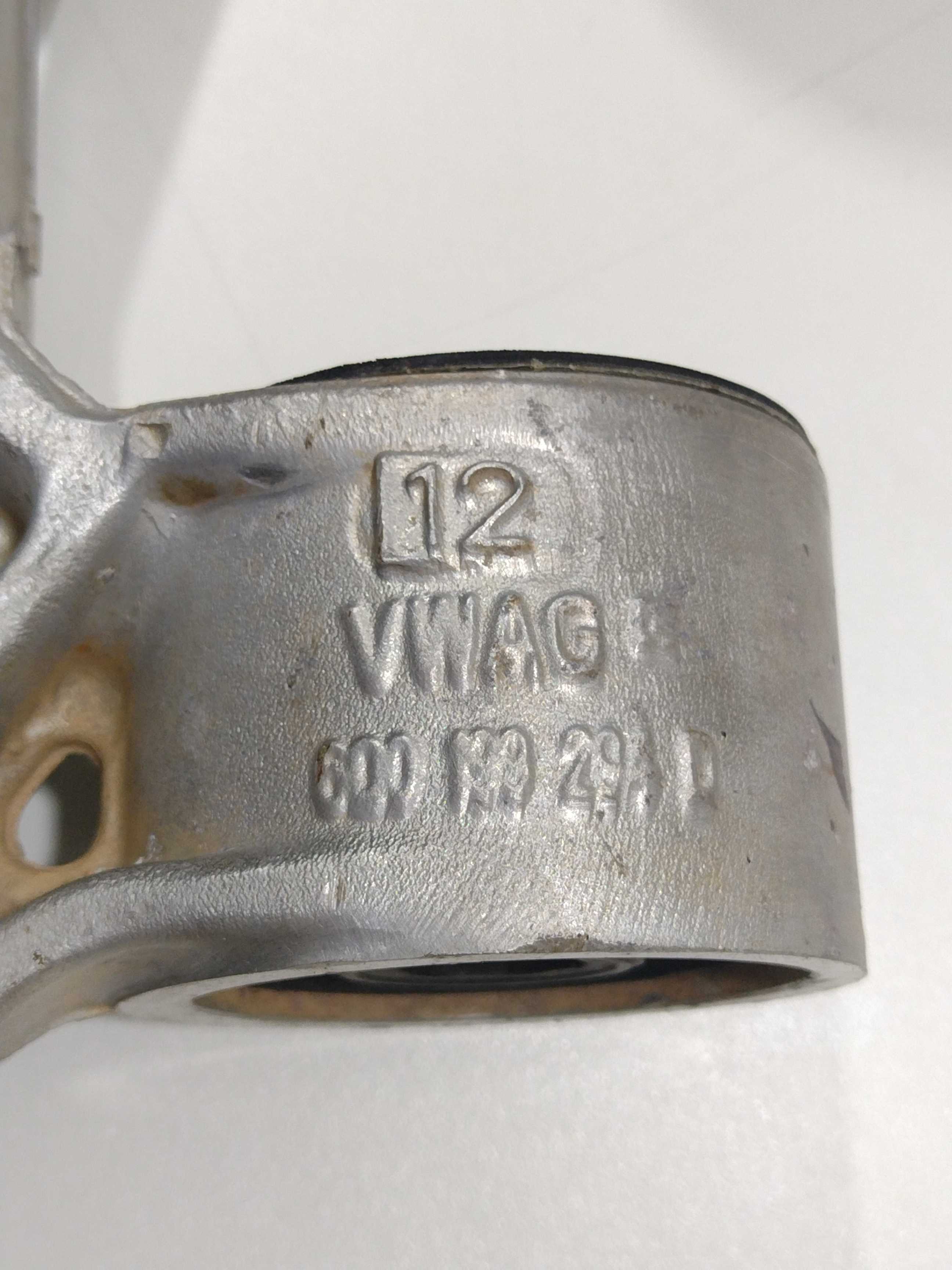 Suporte Bandeja Suspensão L Direito Fox 2009 3