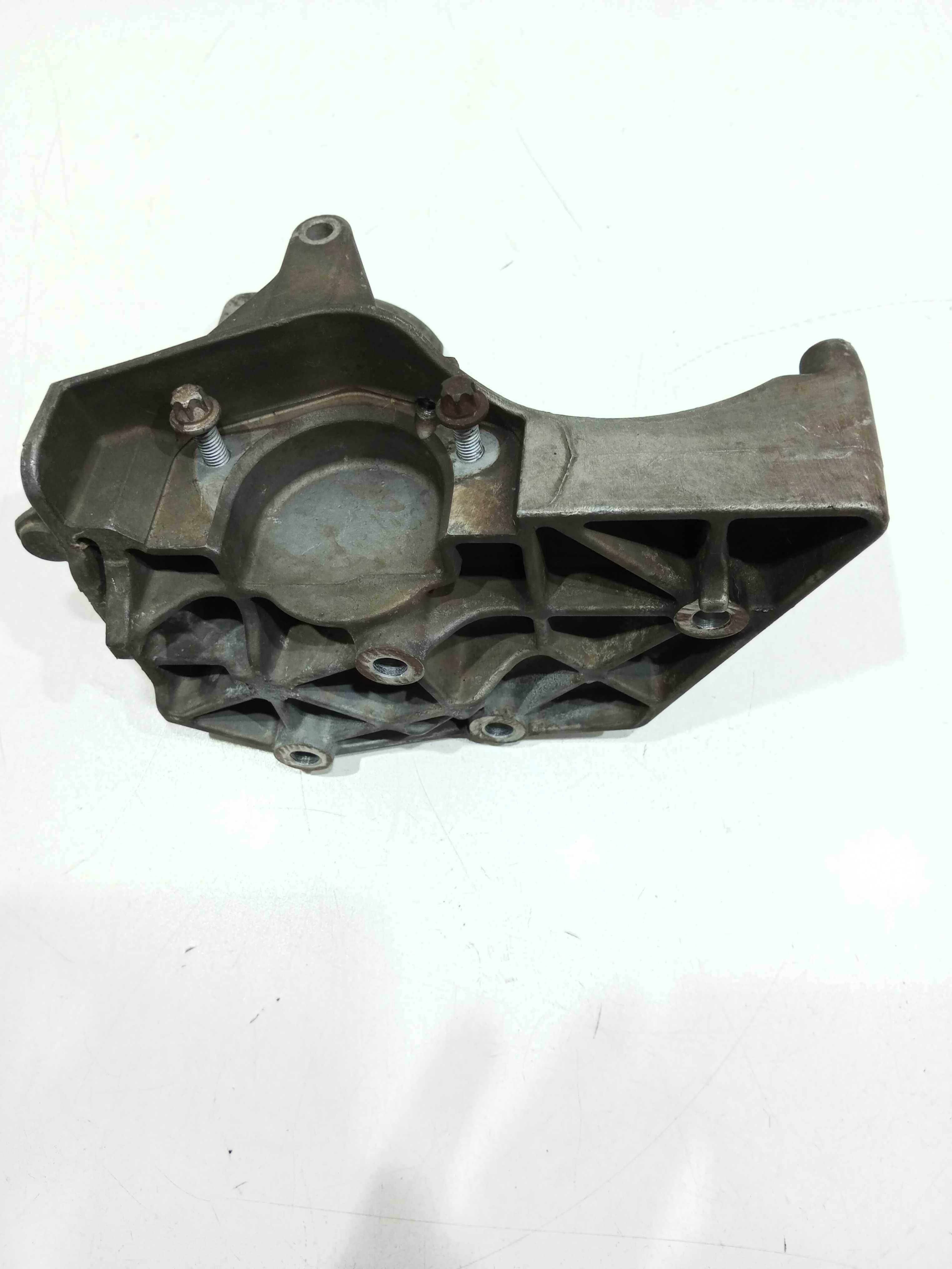 Suporte Compressor Ar E Bomba Chevrolet Meriva  2006 4