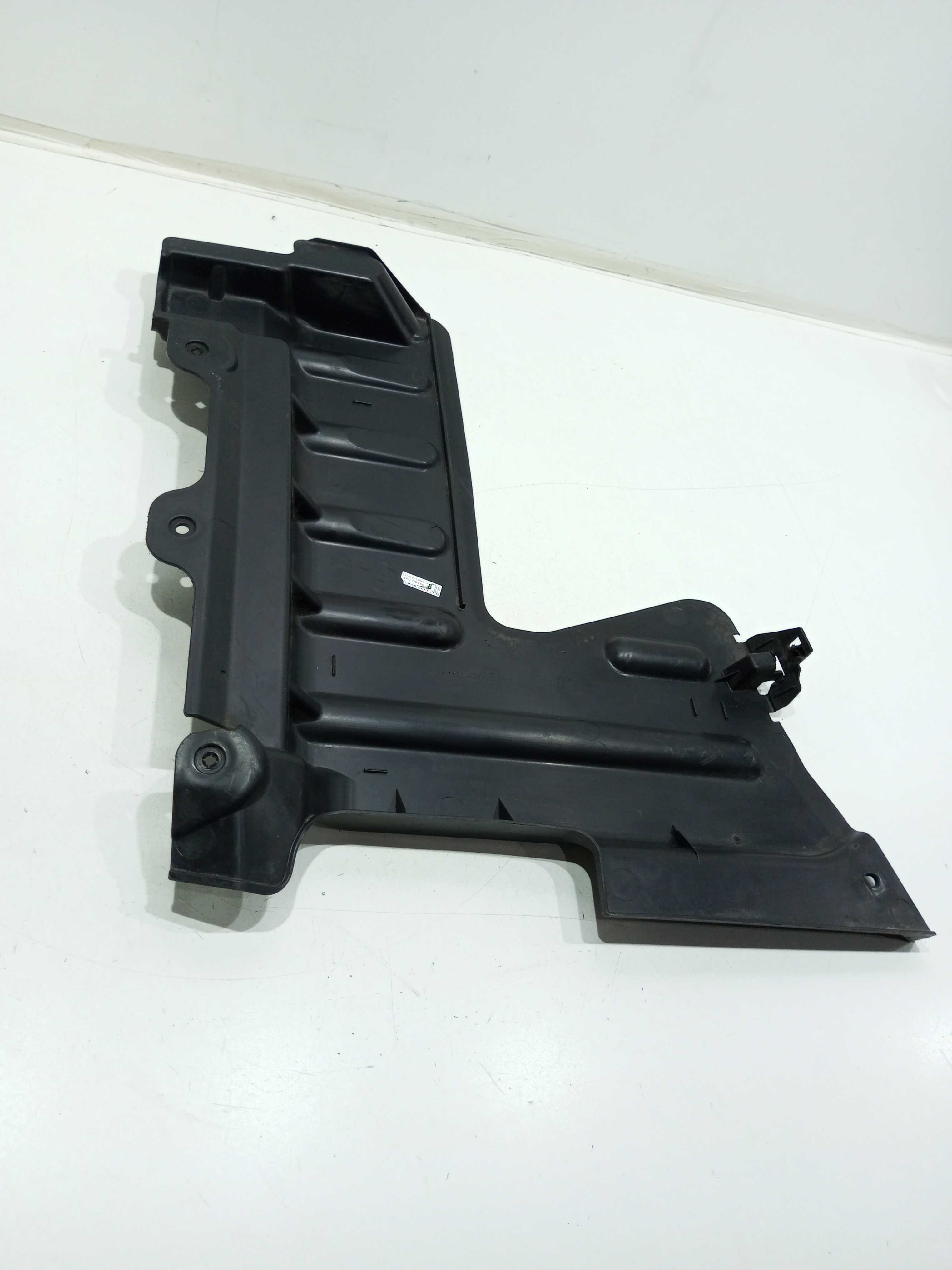 Protetor Tanque Combustível Lado Esquerdo Citroen C3 2017 2