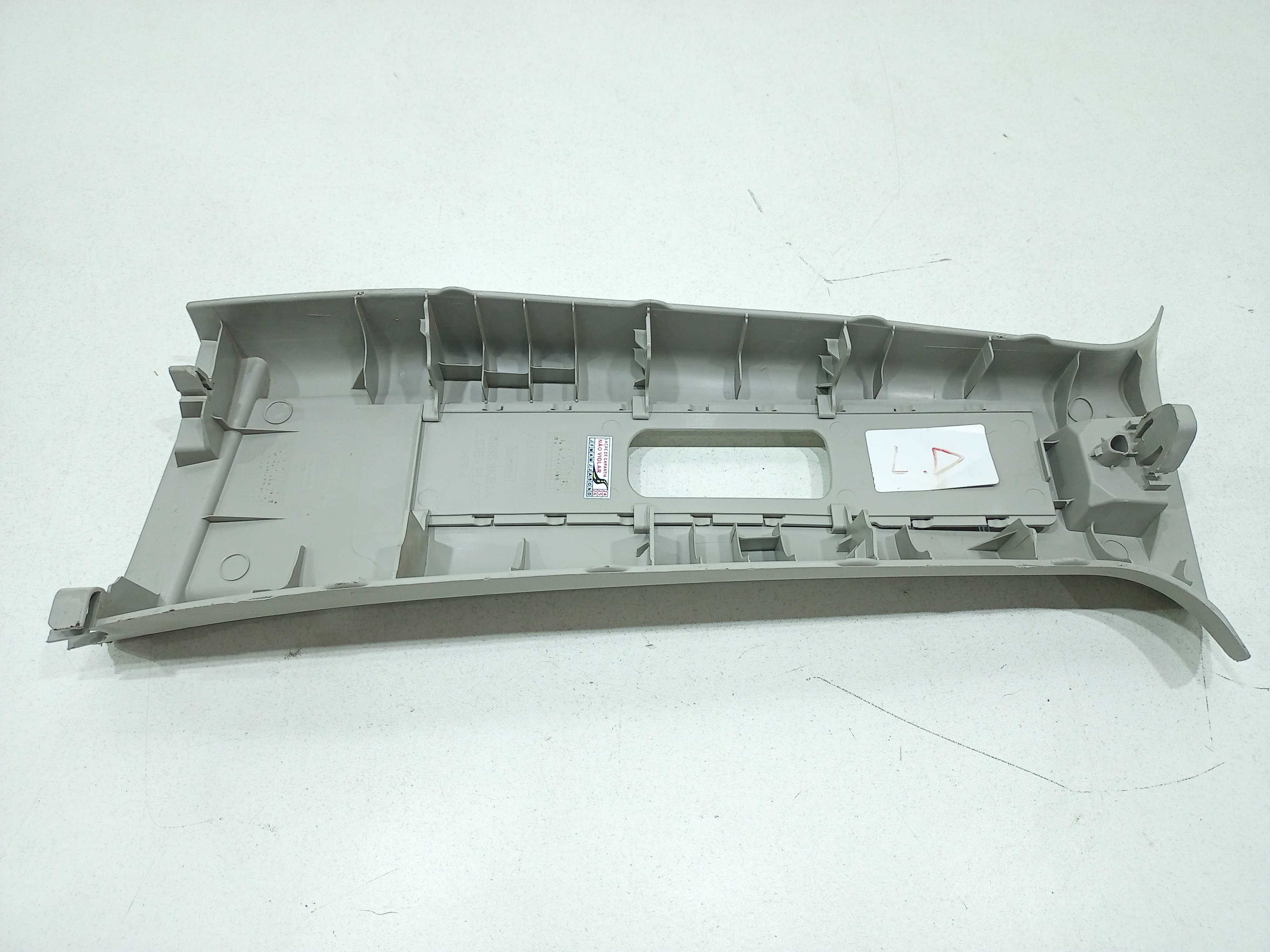 Acabamento Coluna Direita Versa 2019 769859ke1a 4