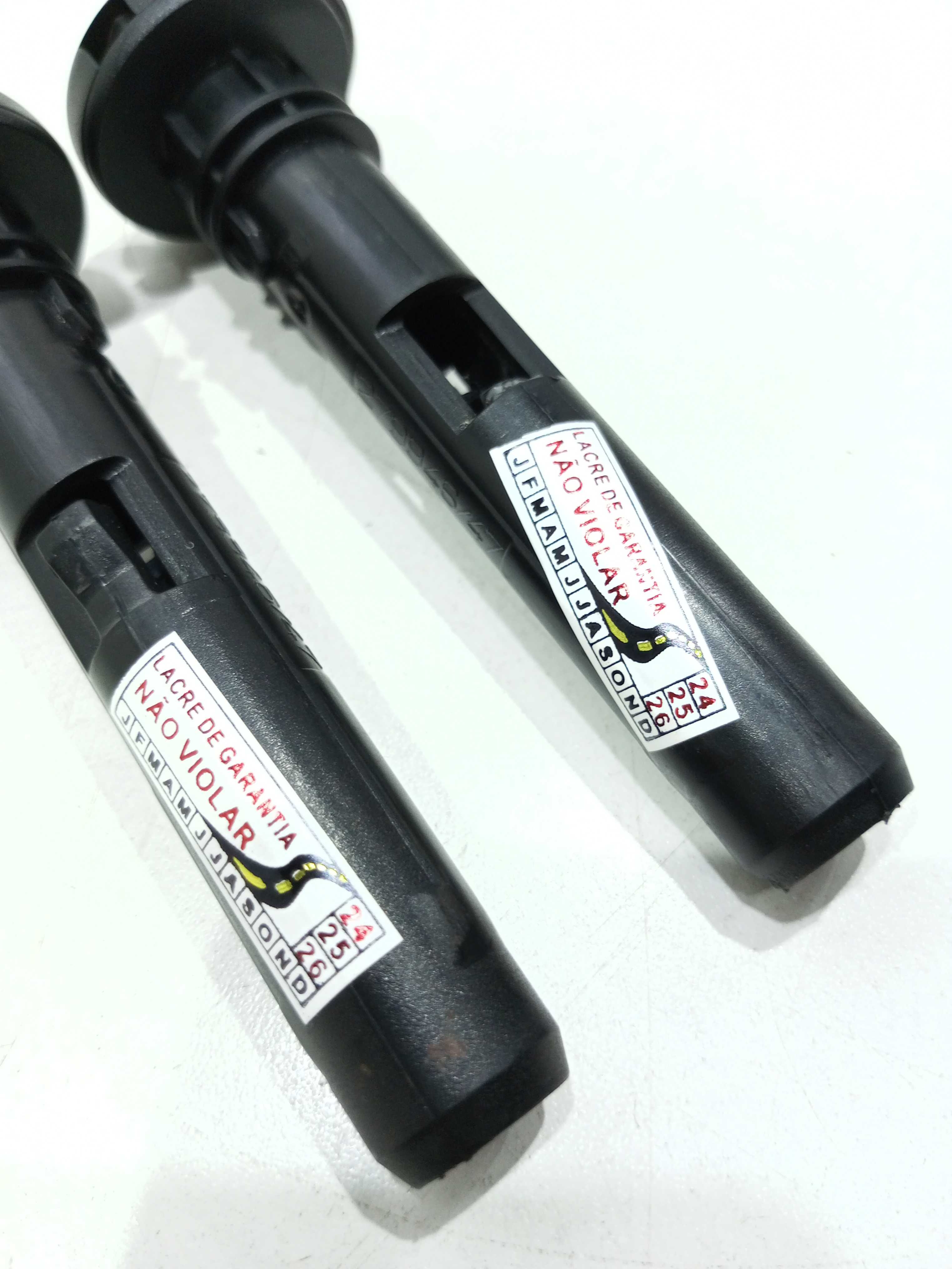 Par Trava De Encosto Cabeça Traseiro Renault Duster 2014 Preto 2