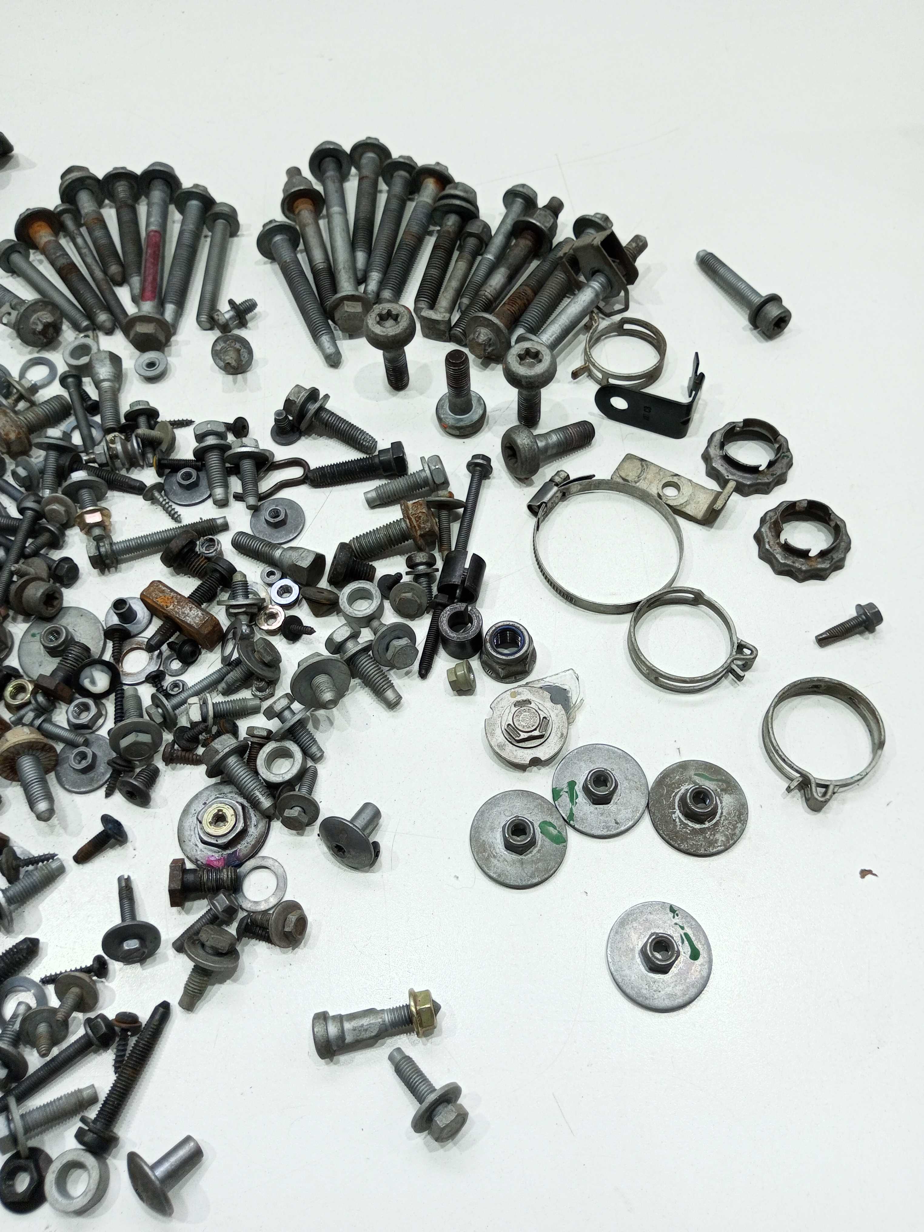 Parafusos Avusos Citroen C3 1.6 2014 Exclusive Automático 4